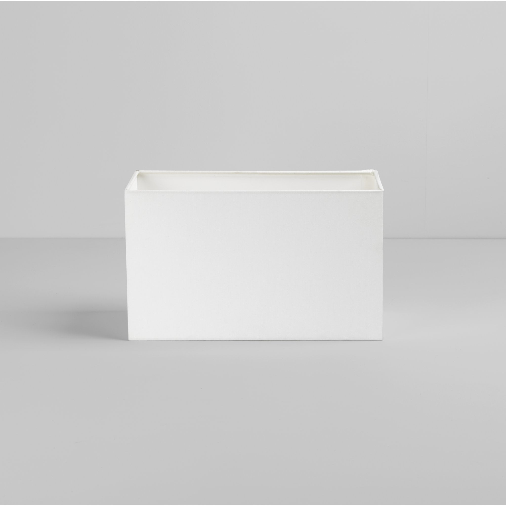 5001001 Rectangle 285 Shade White