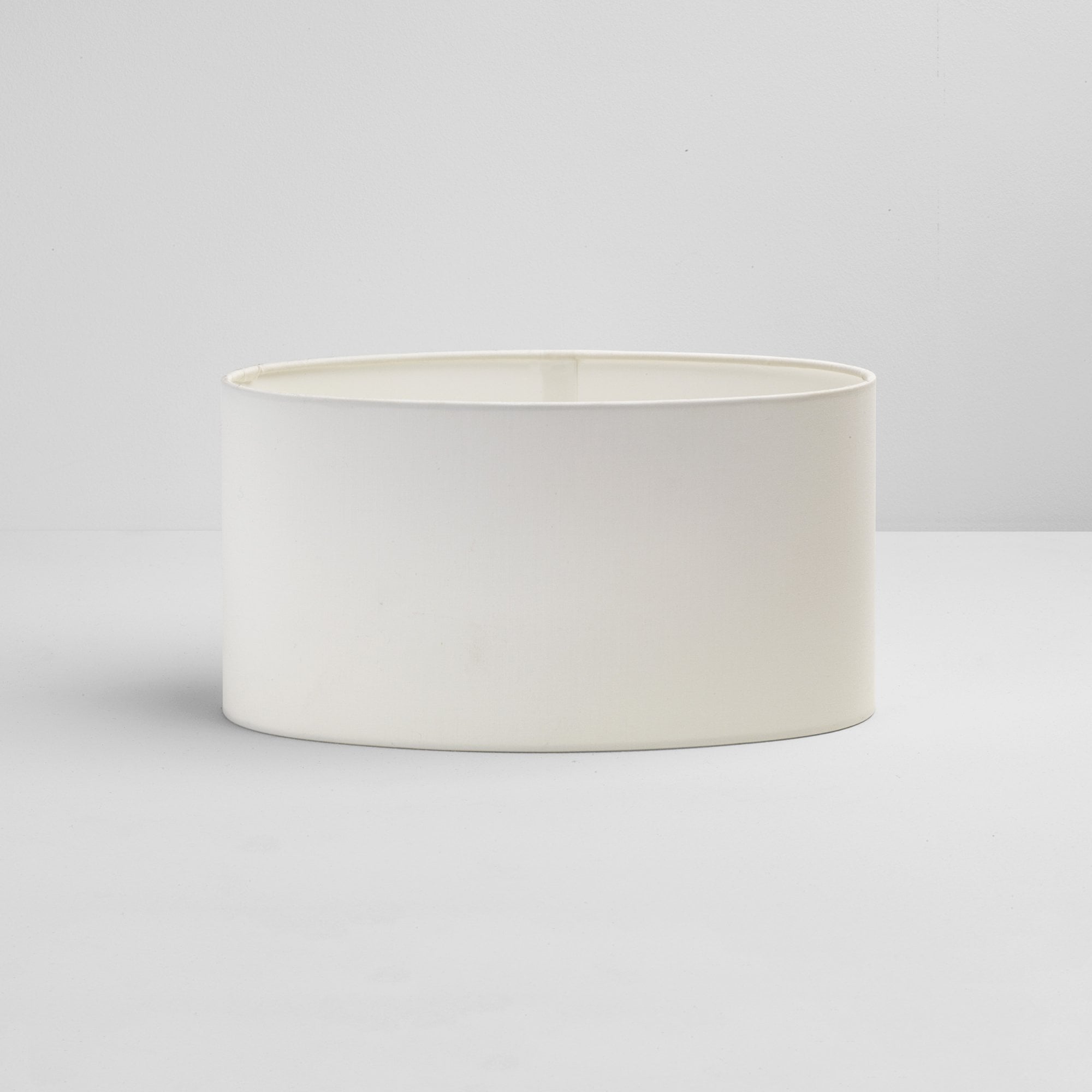 5014001 Oval 285 Shade White