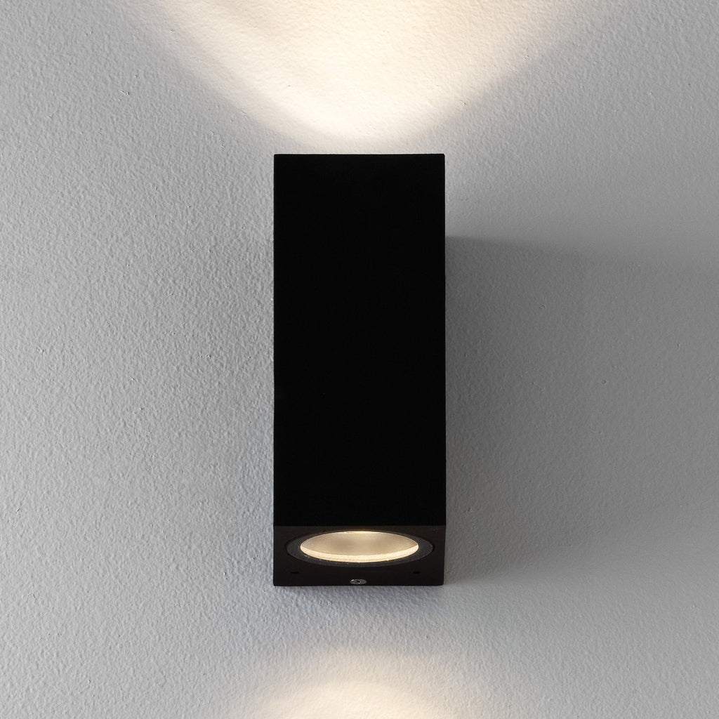 1310004 Chios 150 Outdoor Wall Light Textured Black