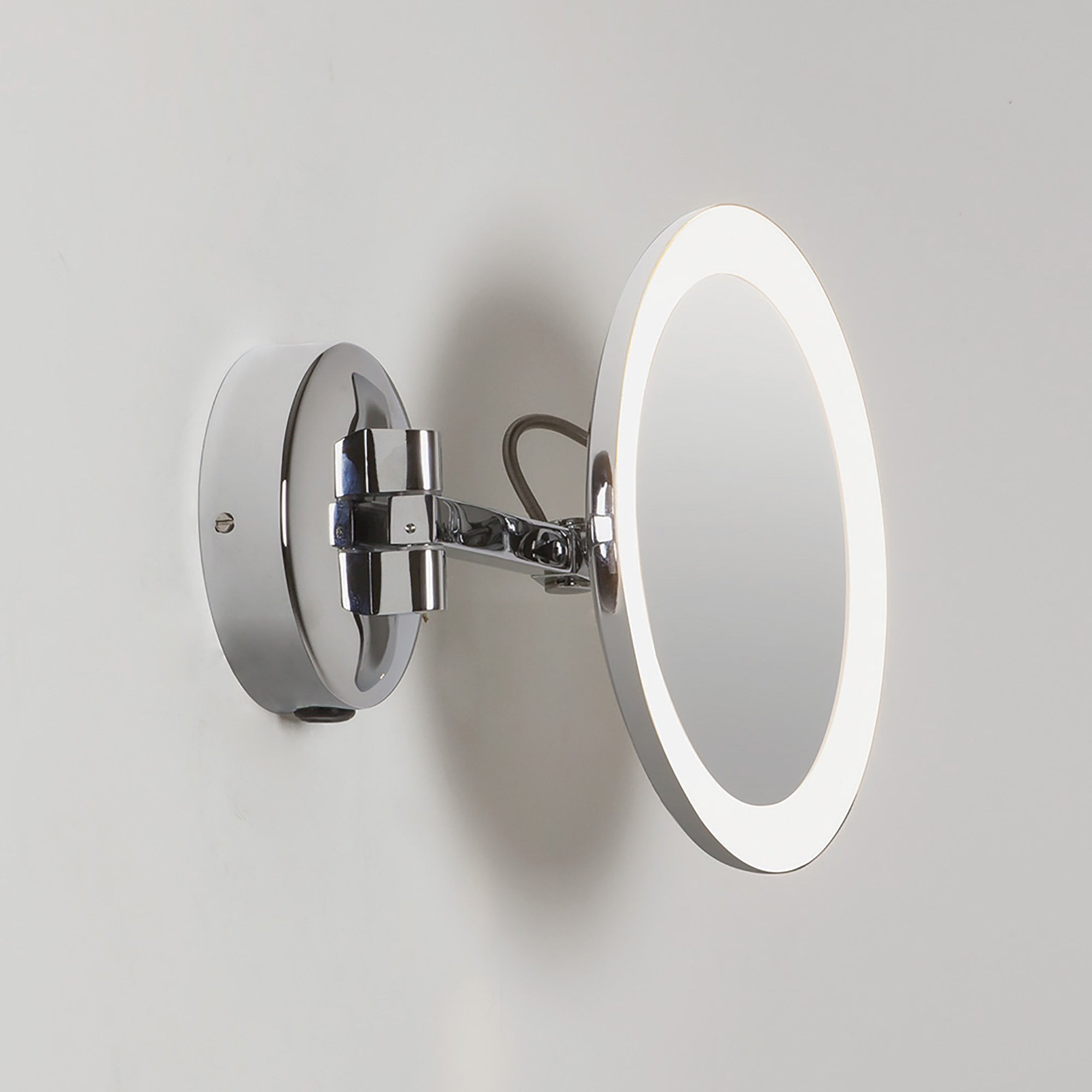 1373020 Mascali LED Bathroom Magnifying Mirror Polished Chrome