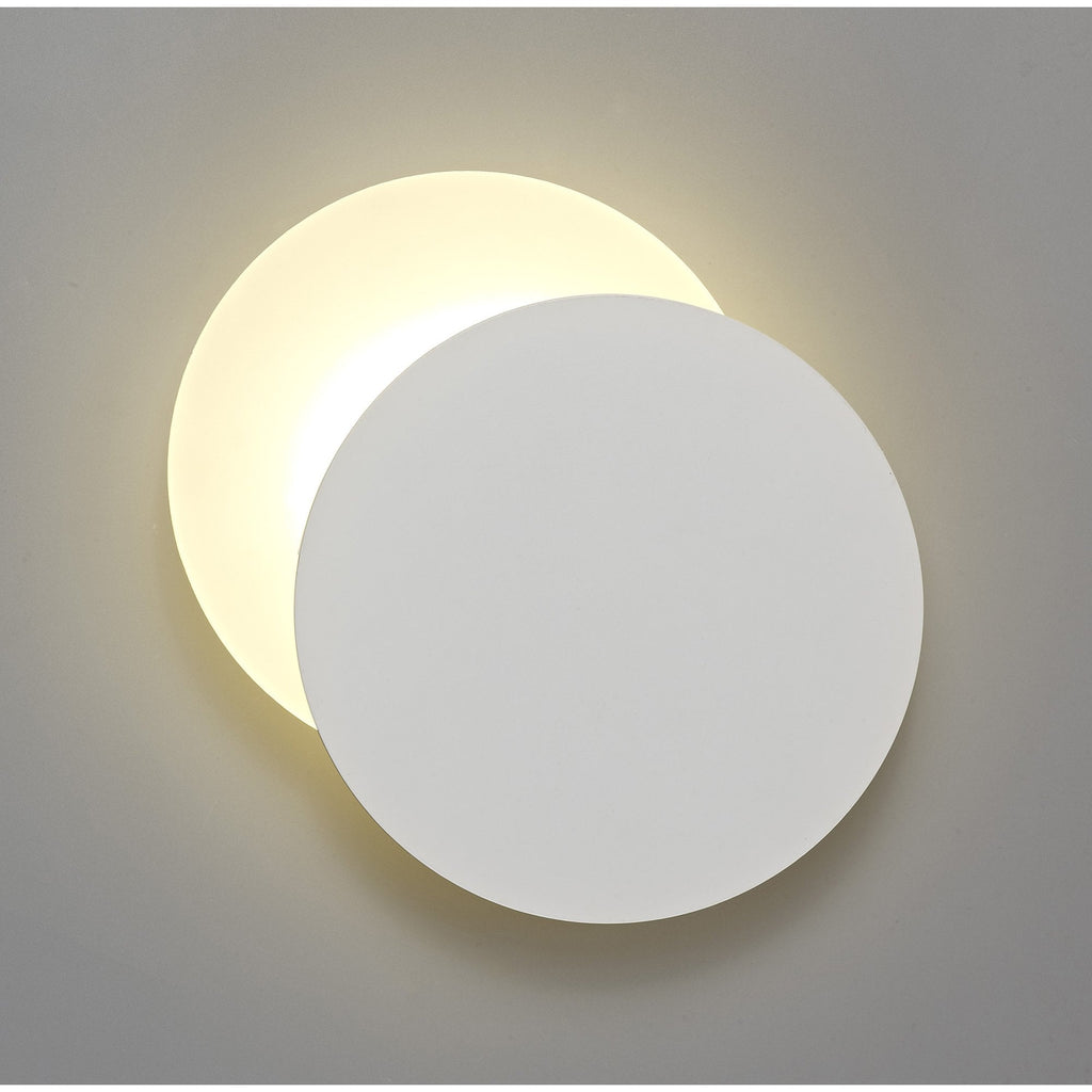 NLK03879 Modena Magnetic Base Wall Lamp LED 20/19cm Round Right Offset Sand White/Acrylic Frosted Diffuser