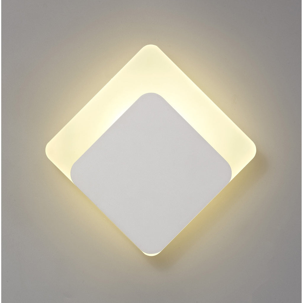 NLK03989 Modena Magnetic Base Wall Lamp LED 15/19cm Diamond Bottom Offset Sand White/Acrylic Frosted Diffuser