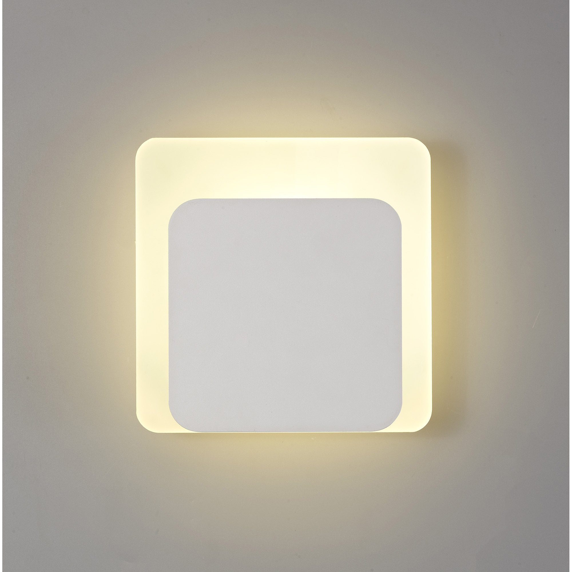 NLK03999 Modena Magnetic Base Wall Lamp LED 15/19cm Square Bottom Offset Sand White/Acrylic Frosted Diffuser