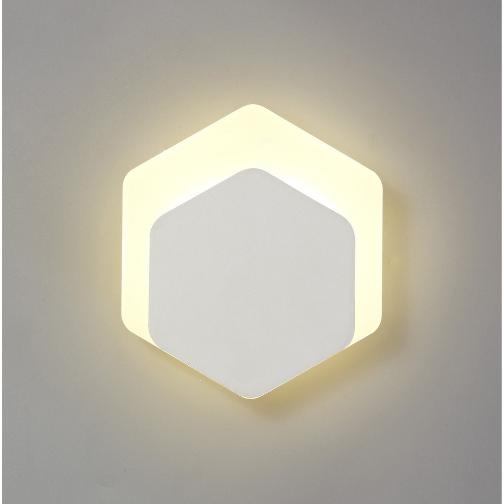 NLK04109 Modena Magnetic Base Wall Lamp LED 15/19cm Vertical Hexagonal Bottom Offset Sand White/Acrylic Frosted Diffuser
