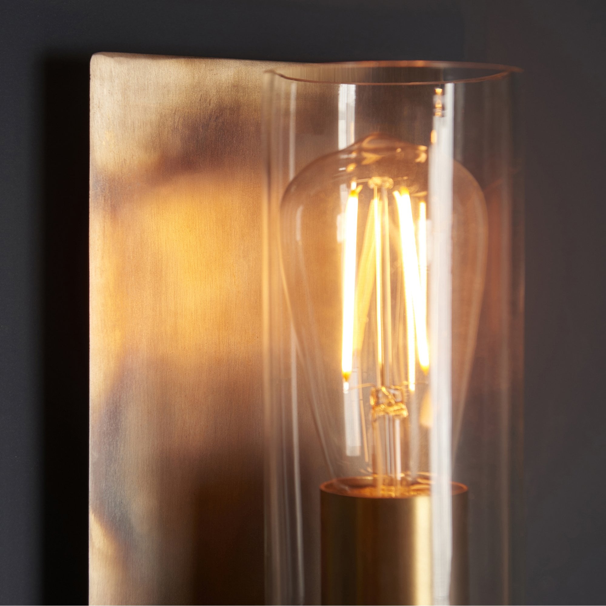 90600 1 Light Wall Light Bronze Patina Plate & Clear Glass