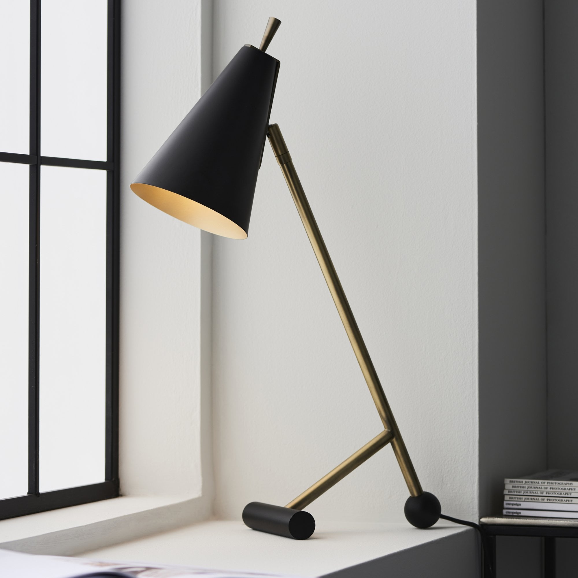 93064 1 Light Table Lamp Matt Antique Brass Plate & Matt Black