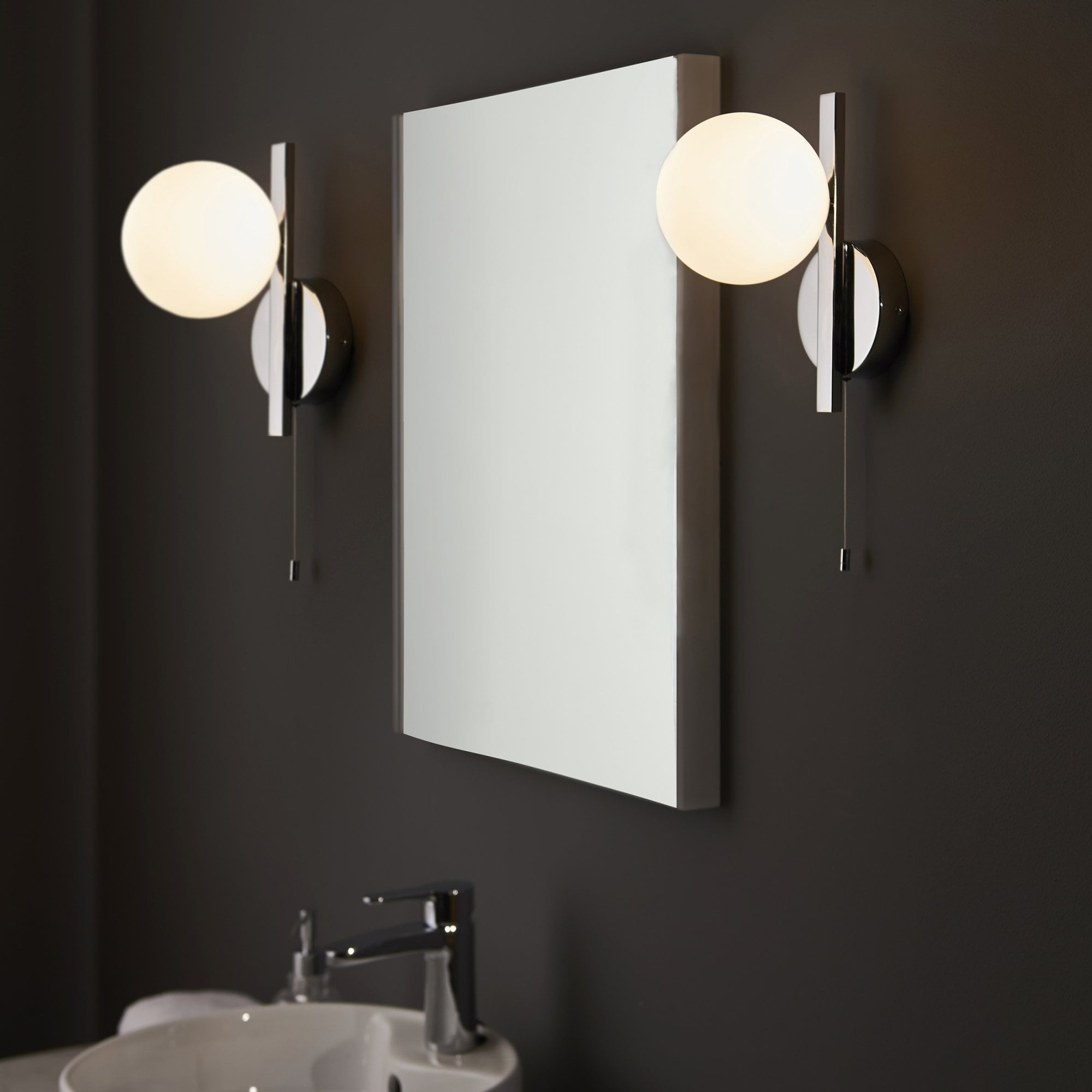 Bathroom 1 Light Wall  Light Chrome Plate & Matt Opal Glass