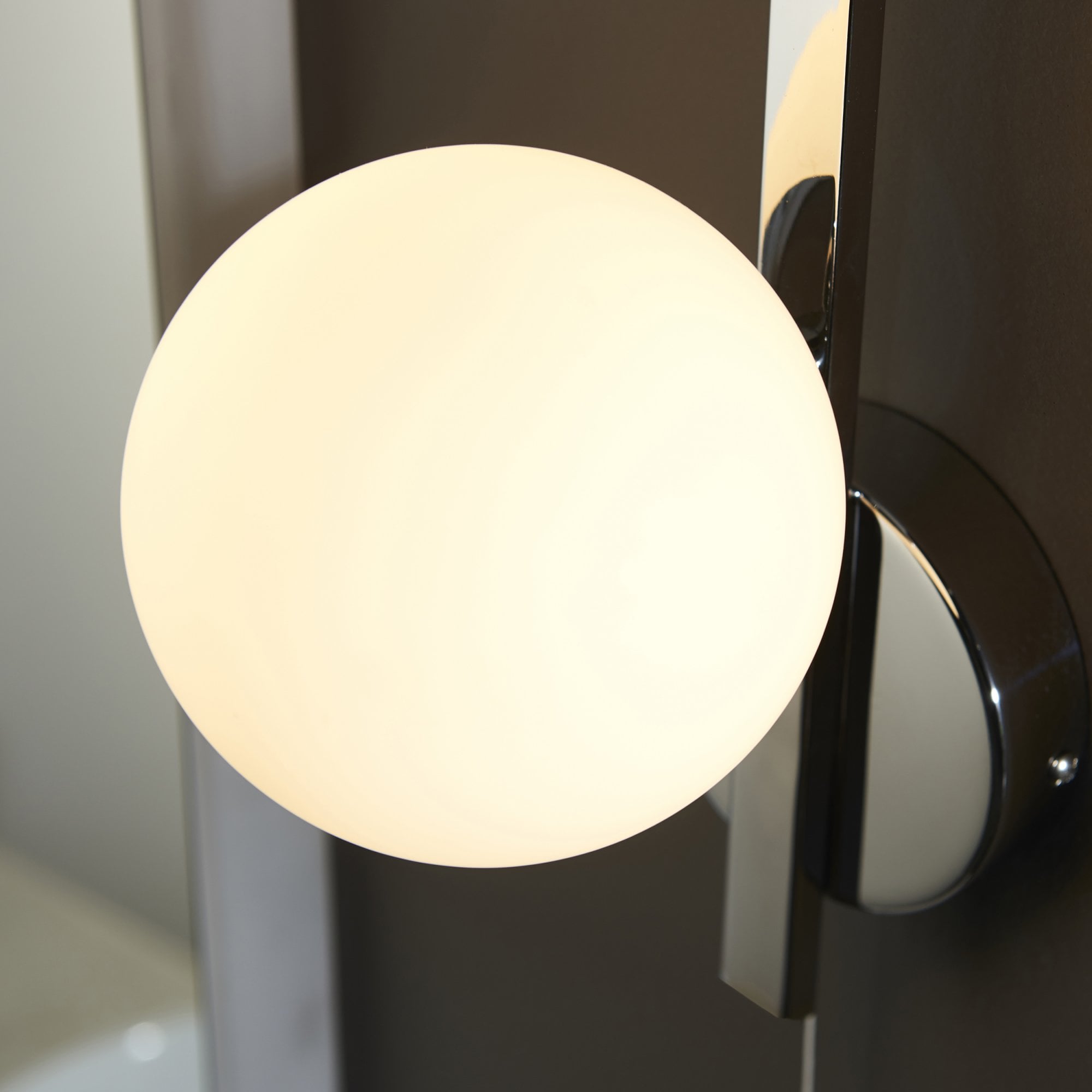 Bathroom 1 Light Wall  Light Chrome Plate & Matt Opal Glass