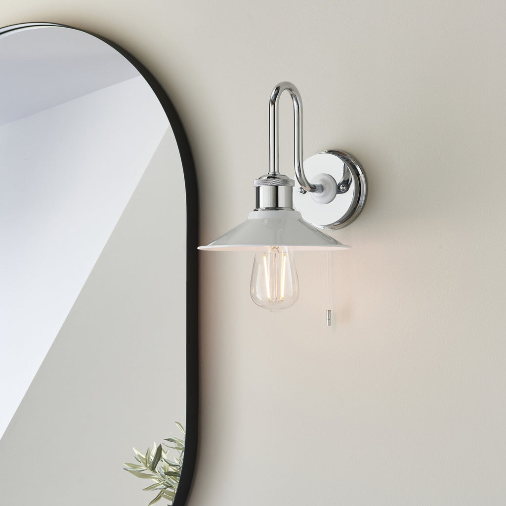95508 Bathroom 1 Light Wall Light Chrome Plate & Gloss White