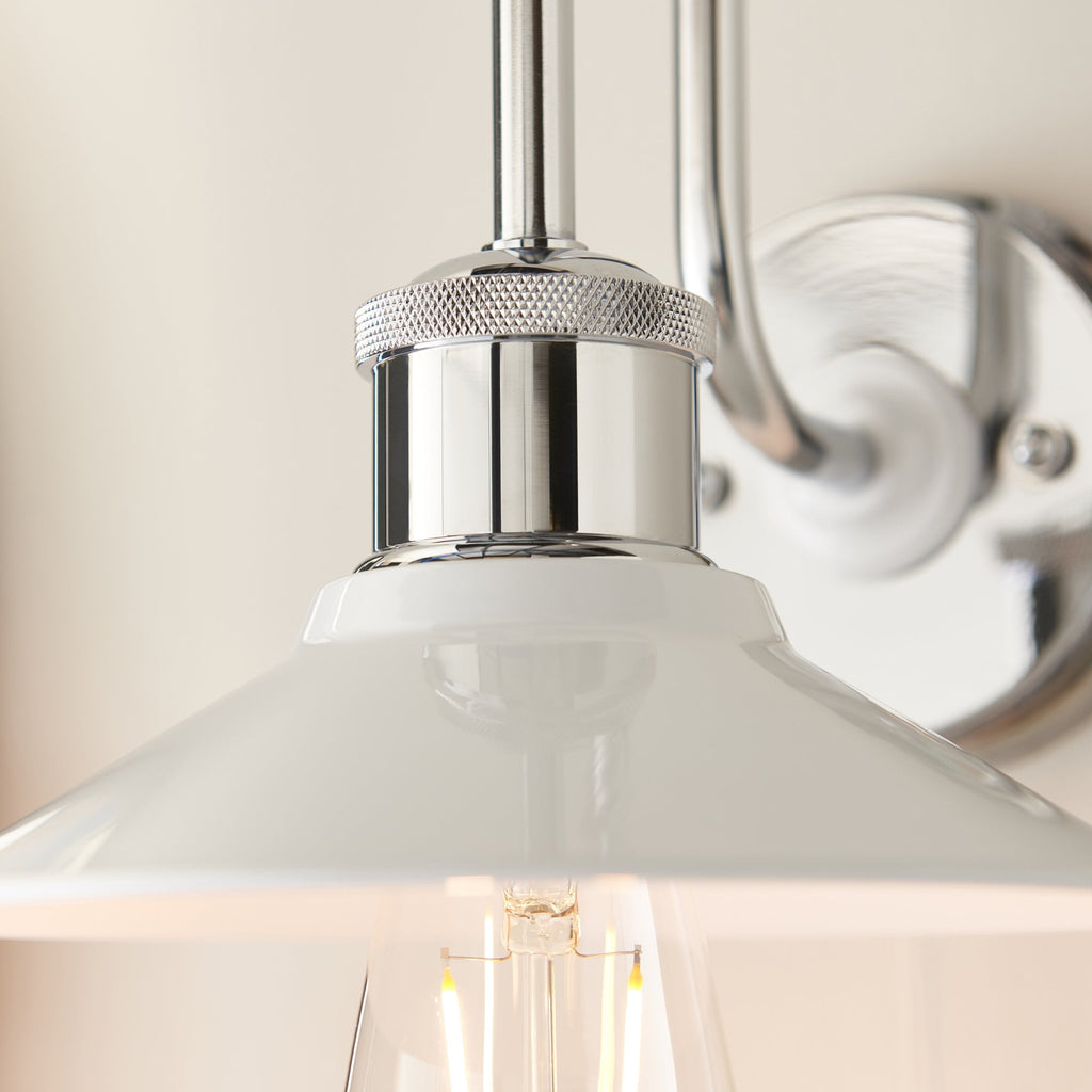 95508 Bathroom 1 Light Wall Light Chrome Plate & Gloss White