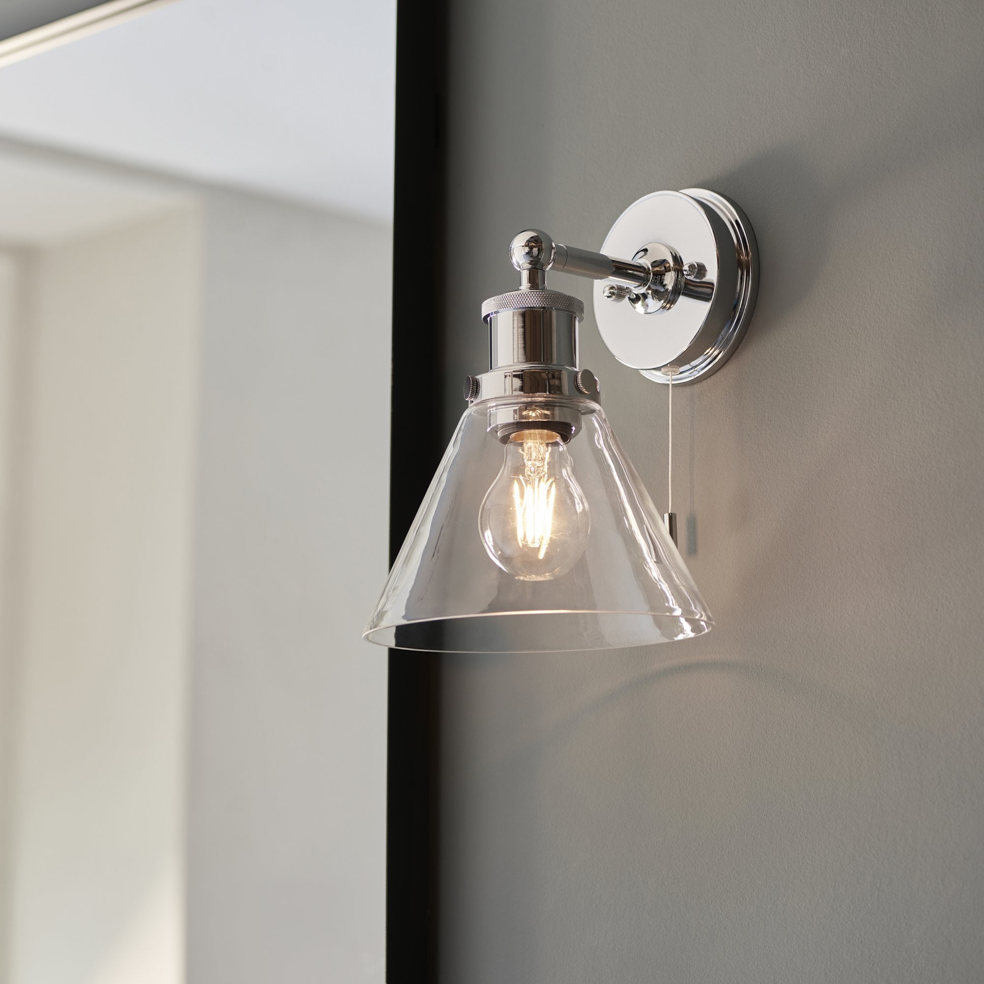 95513 Bathroom 1 Light Wall Light Chrome Plate & Clear Glass