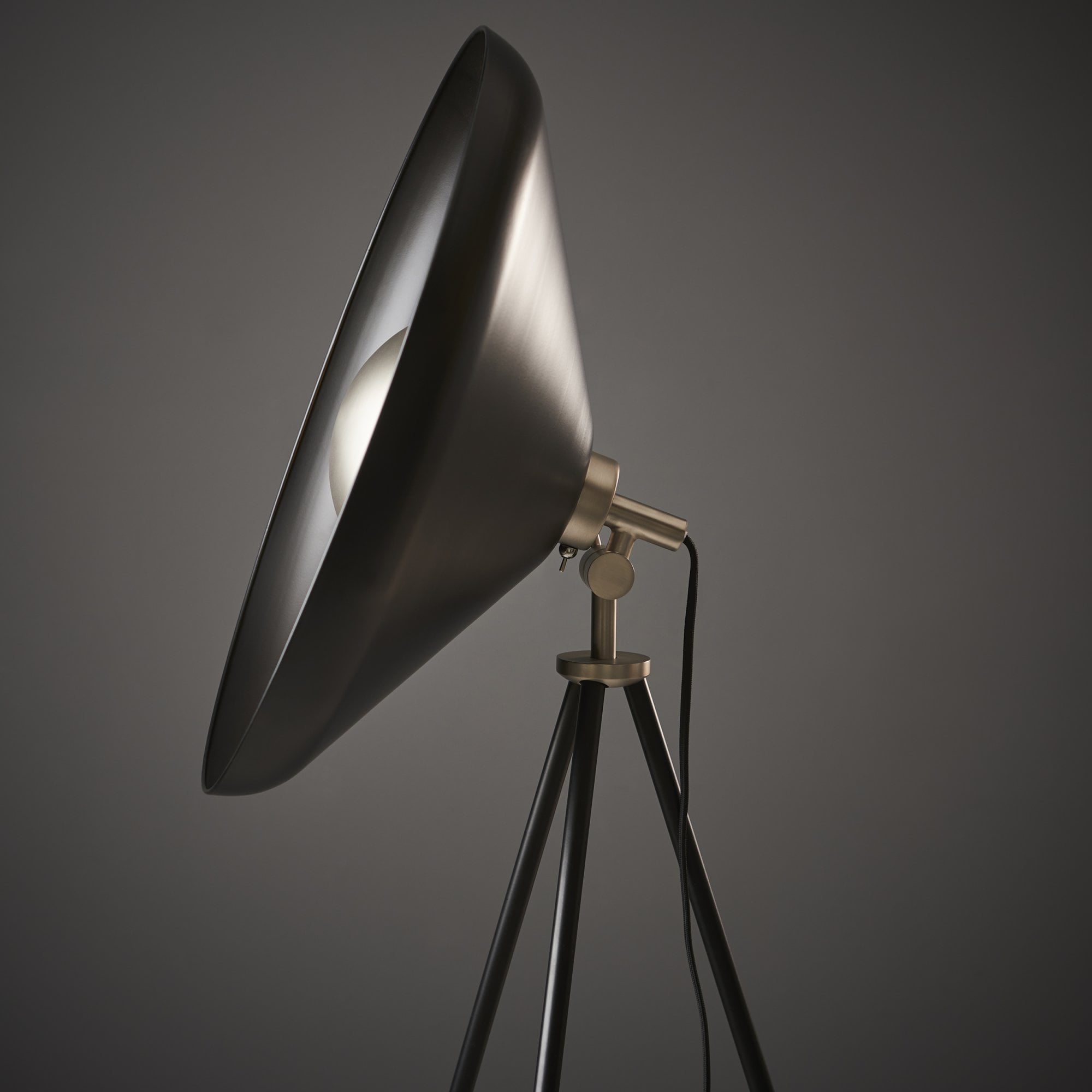 96562 1 Light Floor Lamp Matt Black & Matt Nickel Plate