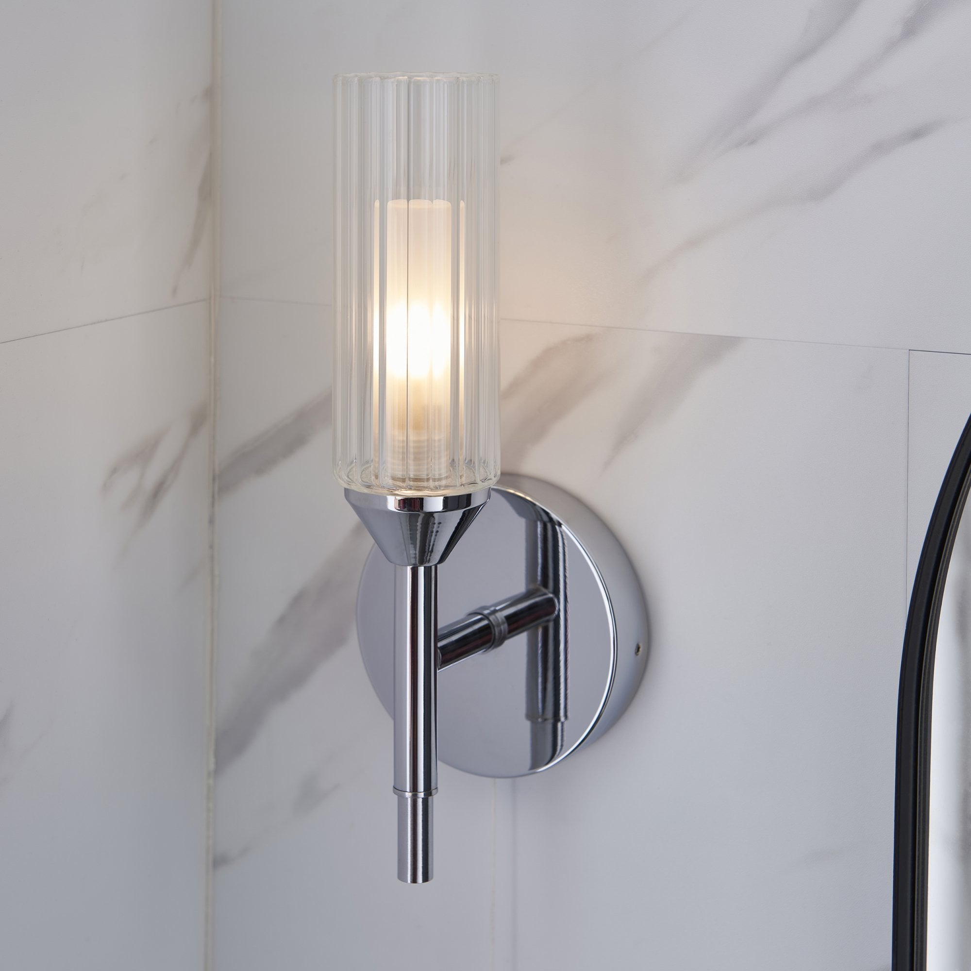 97171 Bathroom 1 Light Wall Light Chrome Plate & Clear/frosted Ribbed Glass