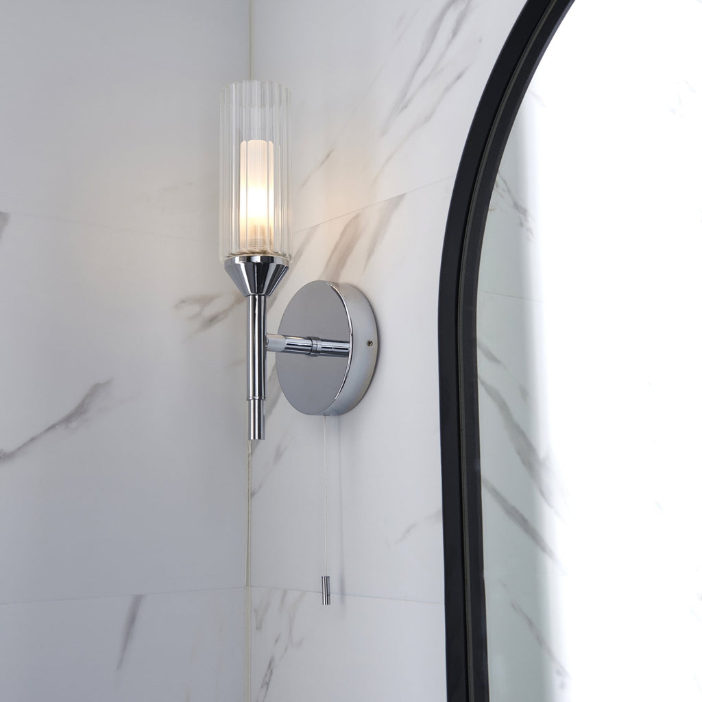 97171 Bathroom 1 Light Wall Light Chrome Plate & Clear/frosted Ribbed Glass