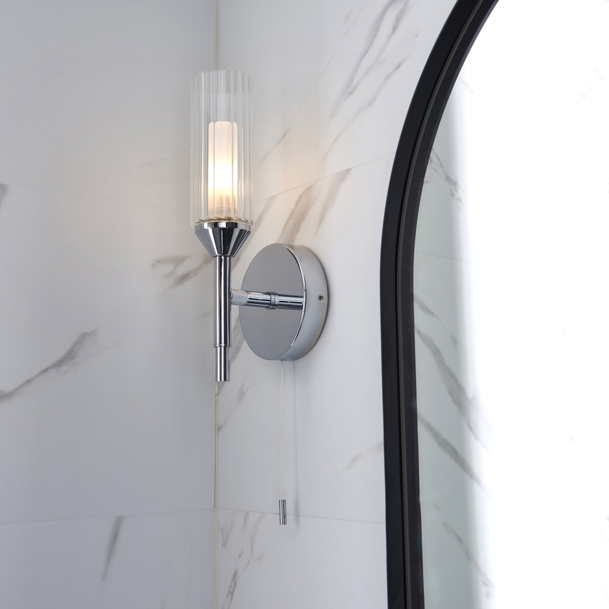 97171 Bathroom 1 Light Wall Light Chrome Plate & Clear/frosted Ribbed Glass