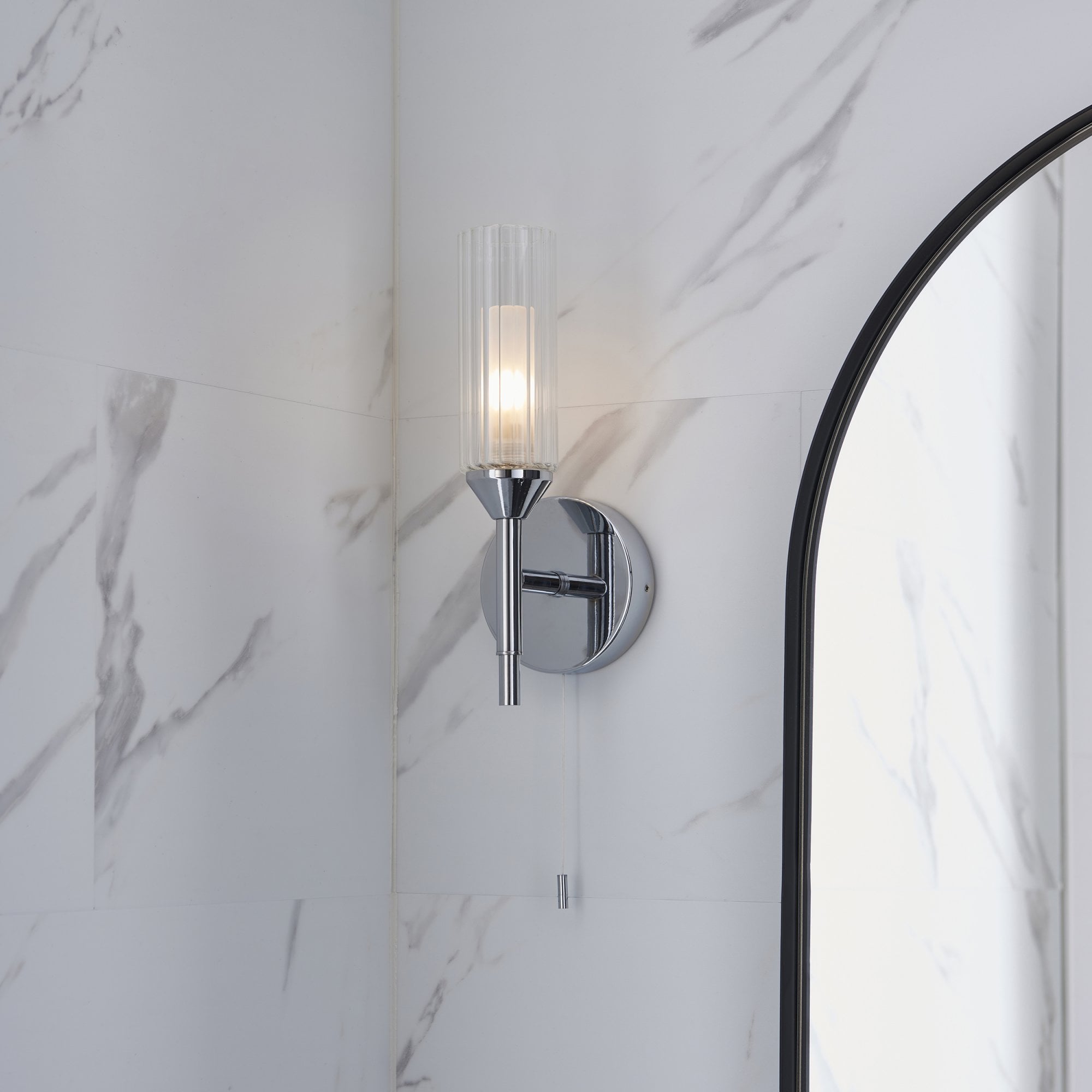 97171 Bathroom 1 Light Wall Light Chrome Plate & Clear/frosted Ribbed Glass