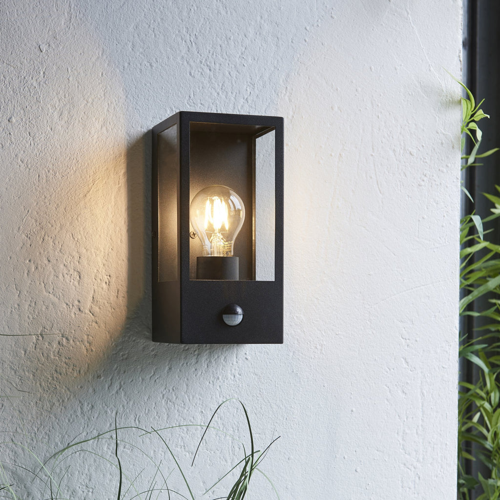 94995 Oxford PIR Outdoor 1 Light Wall Light Matt Black & Clear Glass