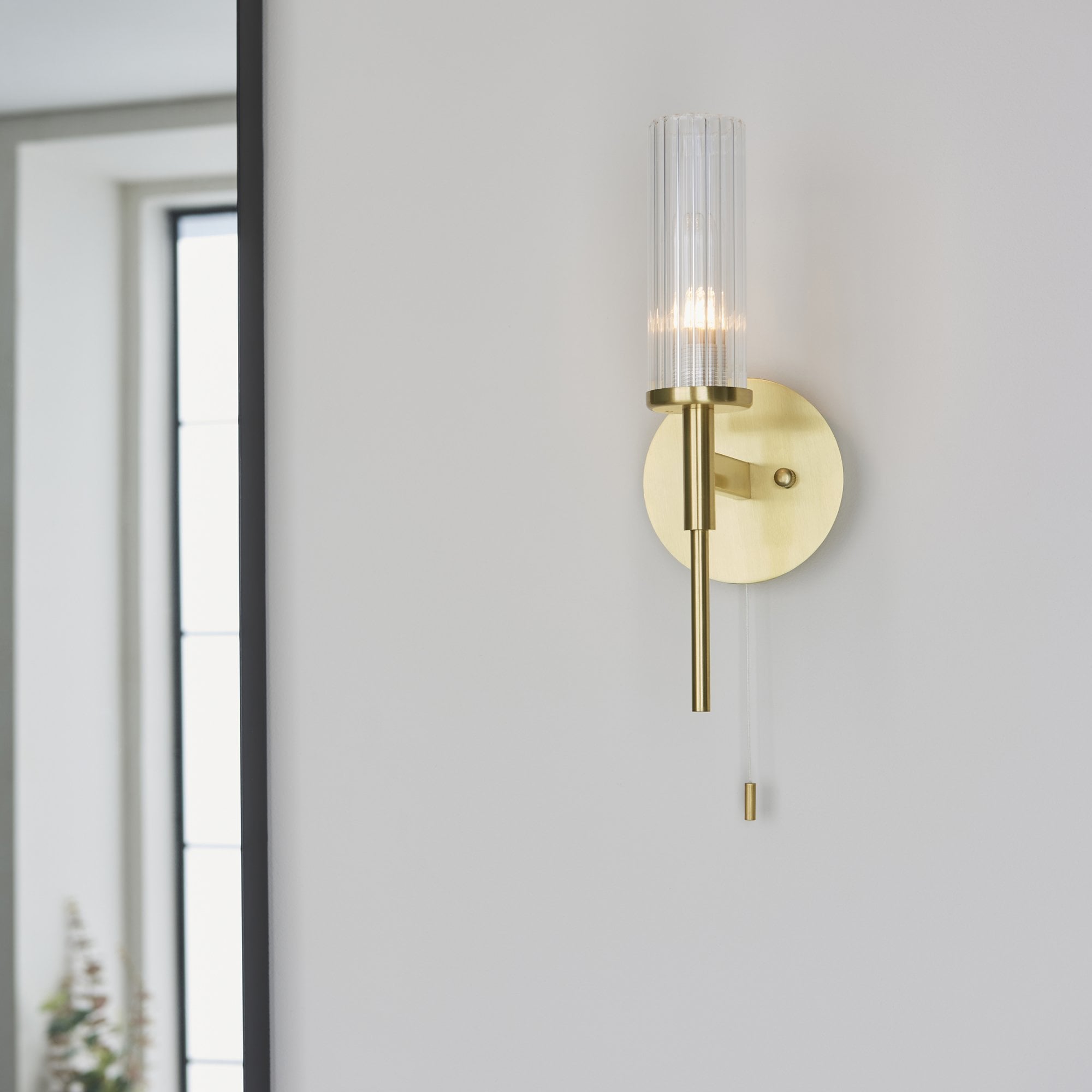 96163 Talo Bathroom 1 Light Wall Light Satin Brass Plate & Clear Ribbed Glass (S)