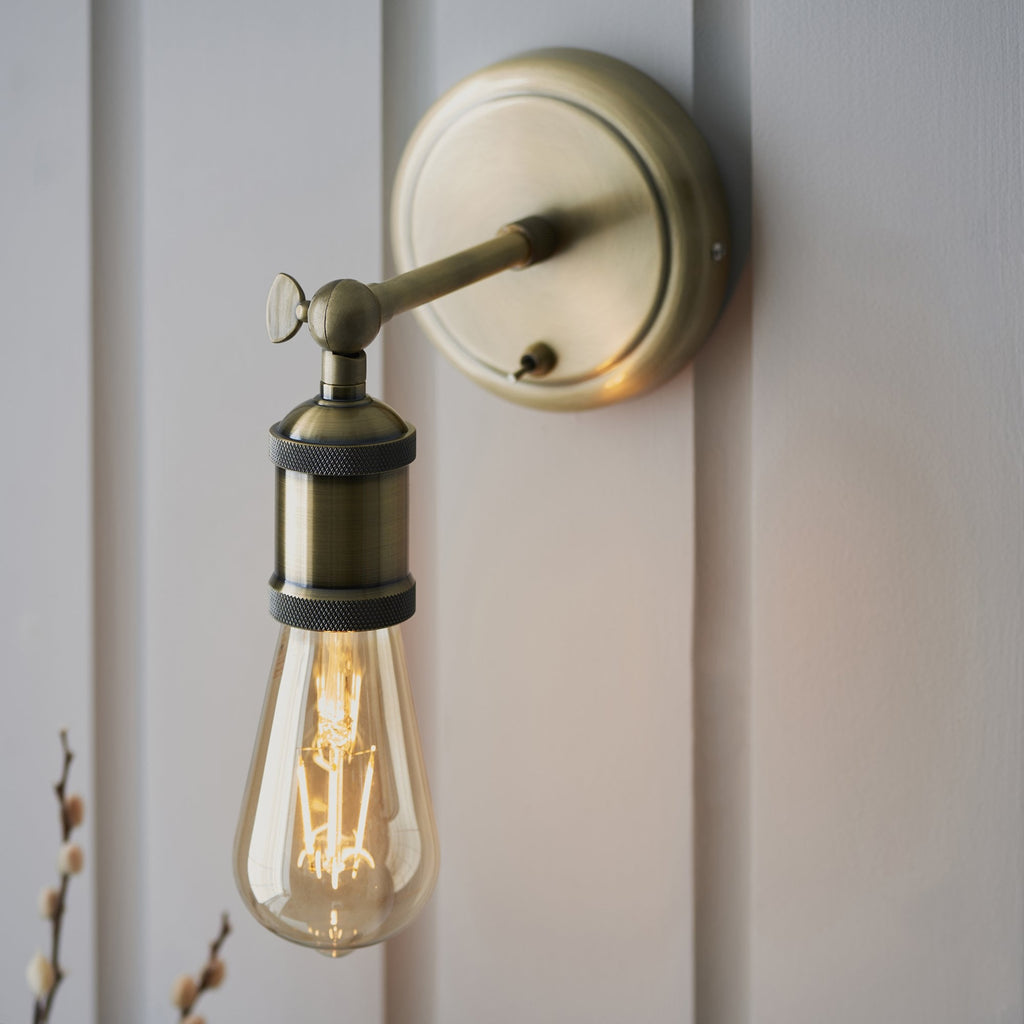 97245 Hal 1 Light Wall Light Antique Brass Plate