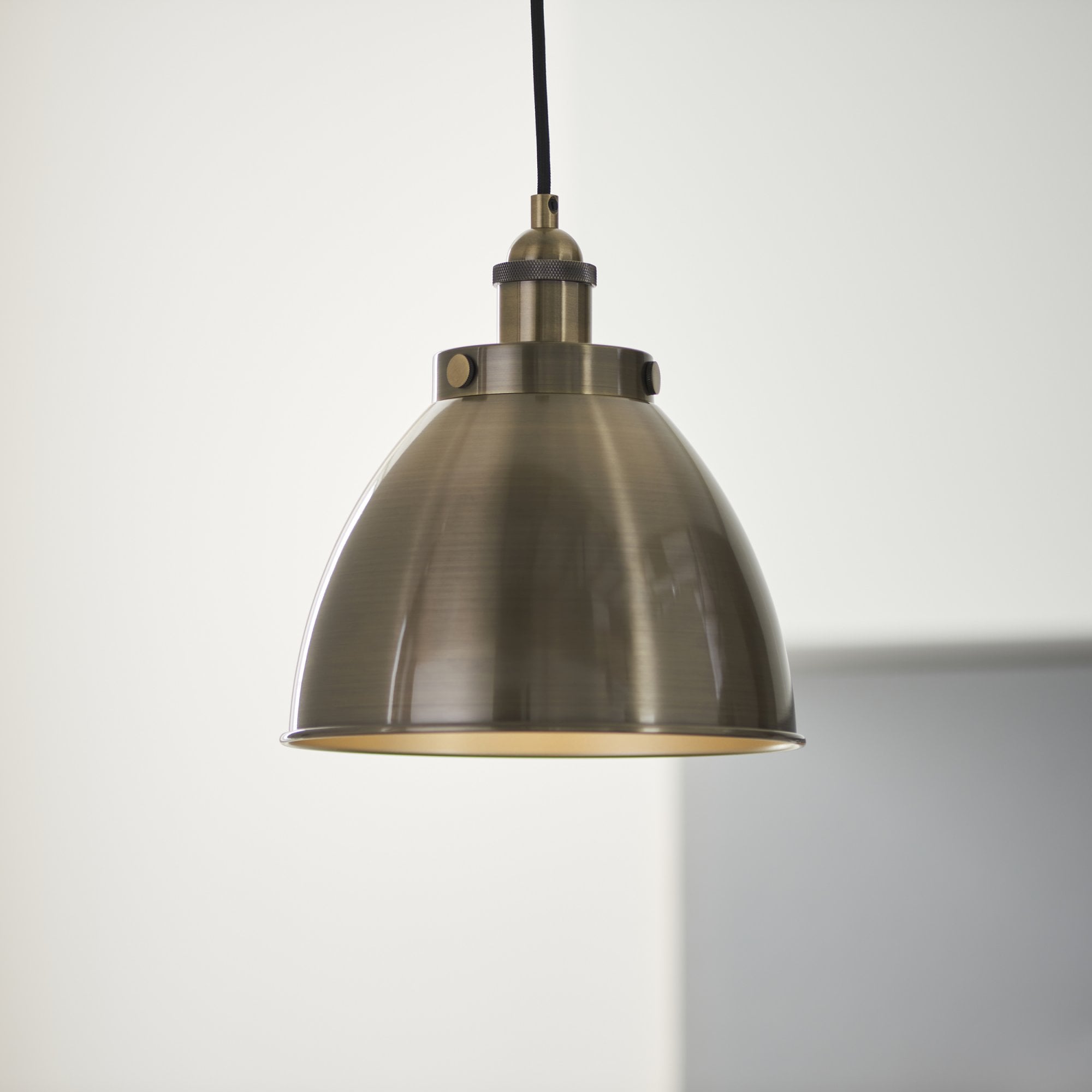 98745 Franklin 1 Light Pendant Antique Brass Plate