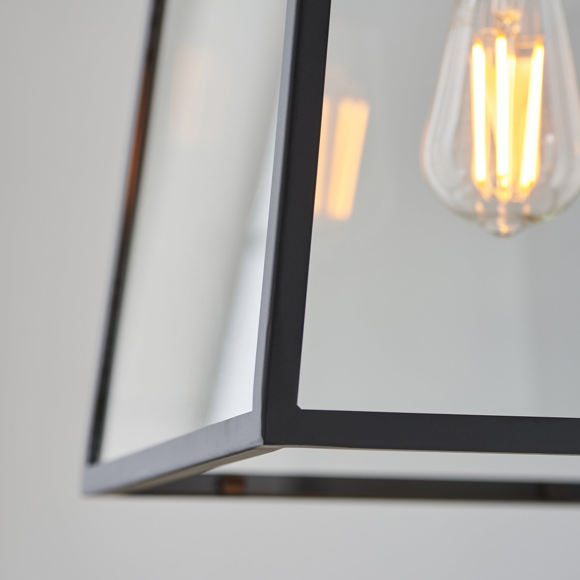 101541 Hurst 1 Light Pendant Matt Black & Clear Glass