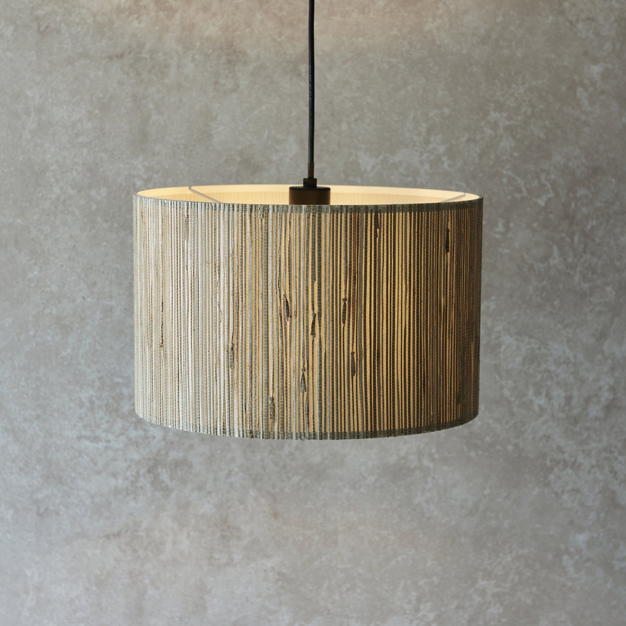 101691 Longshore 1 Light Pendant Natural Seagrass & Matt Black