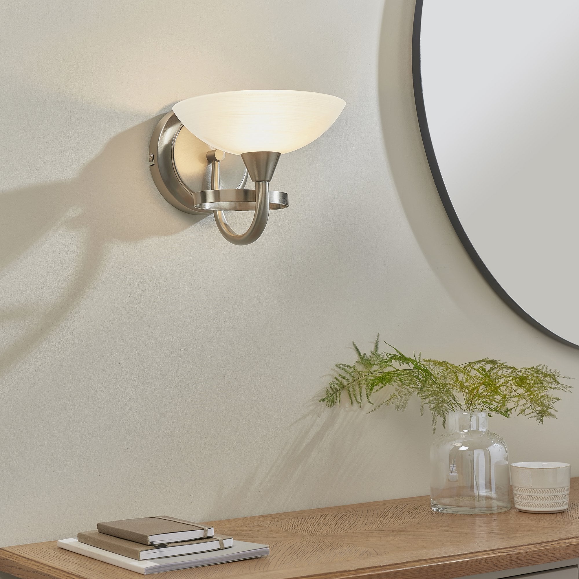 CAGNEY-1WBSC 1 Light Wall Bracket In Satin Chrome