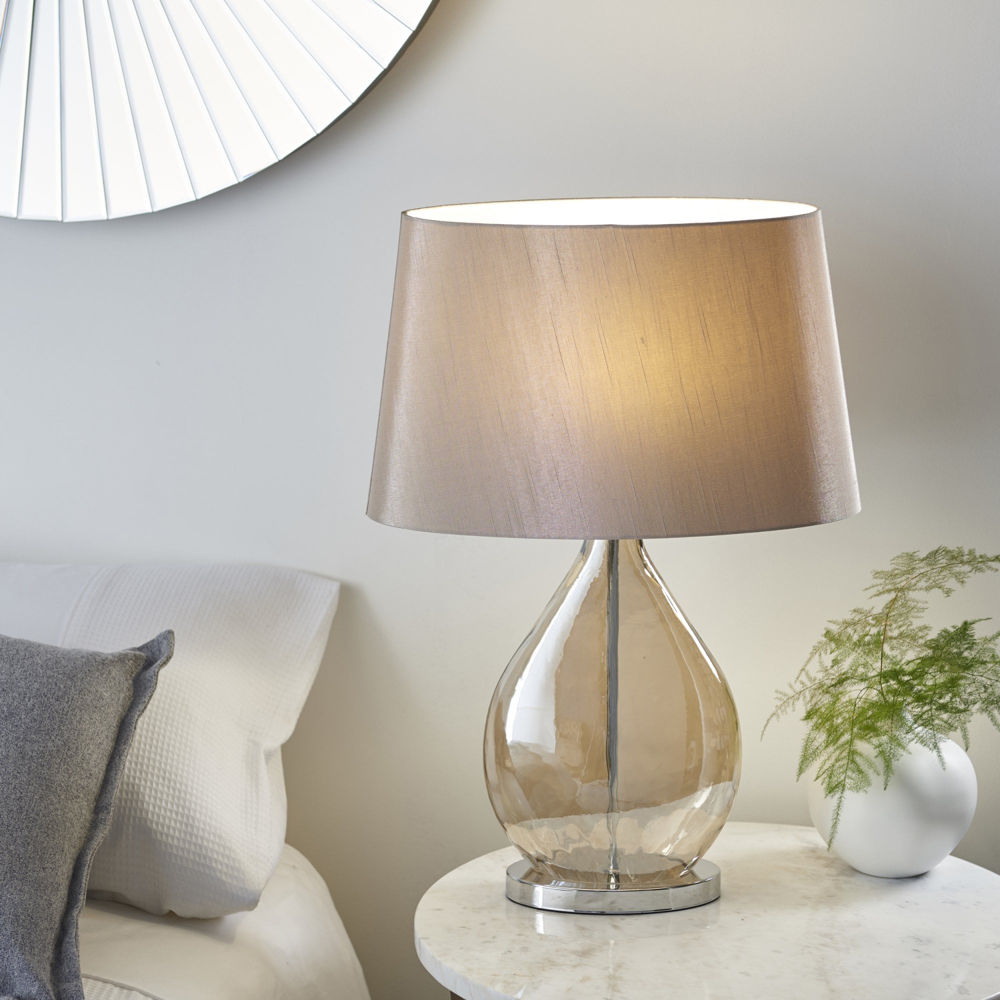 KEW-TLGO Table Lamp Gold Glass