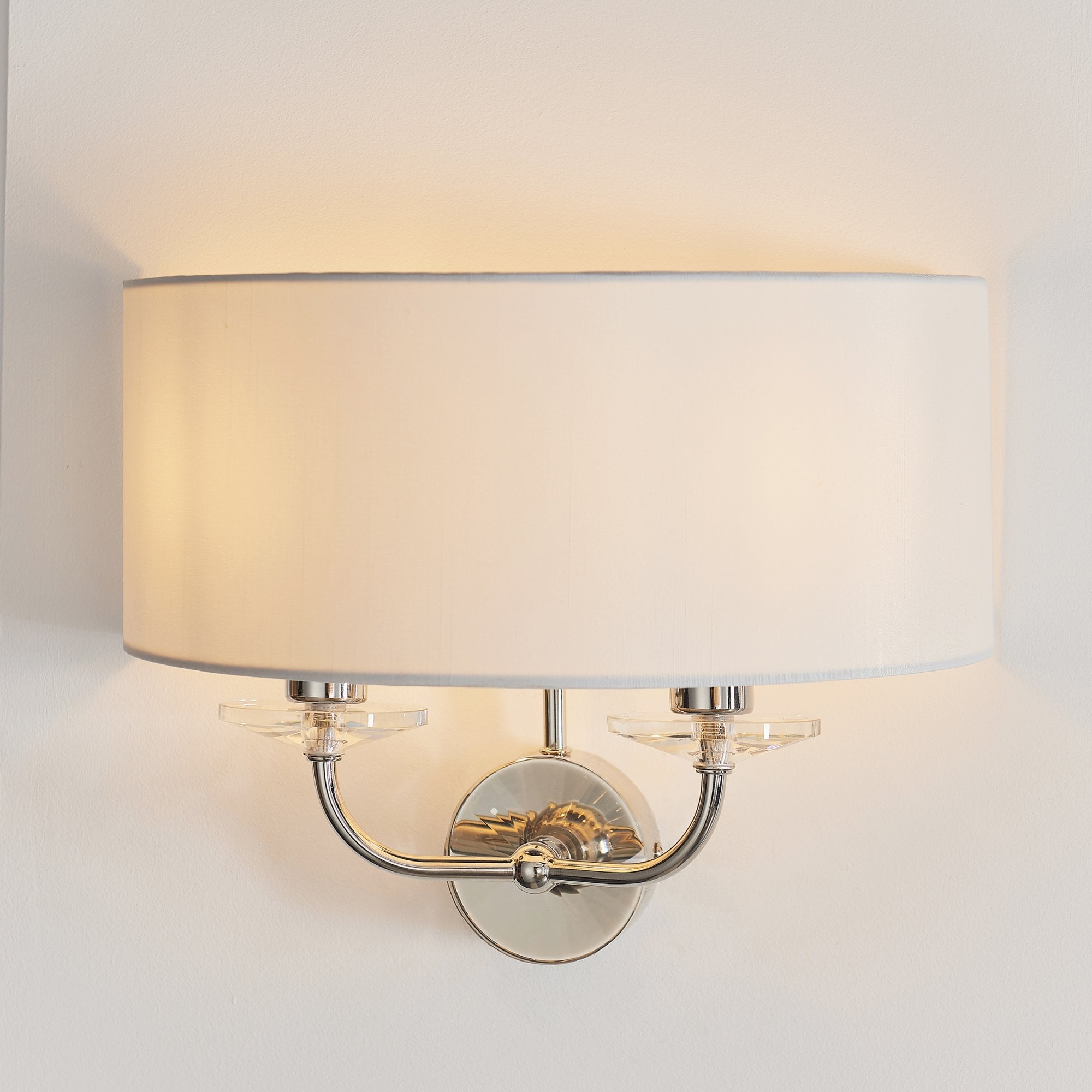 60180 Nixon Indoor Wall Shade