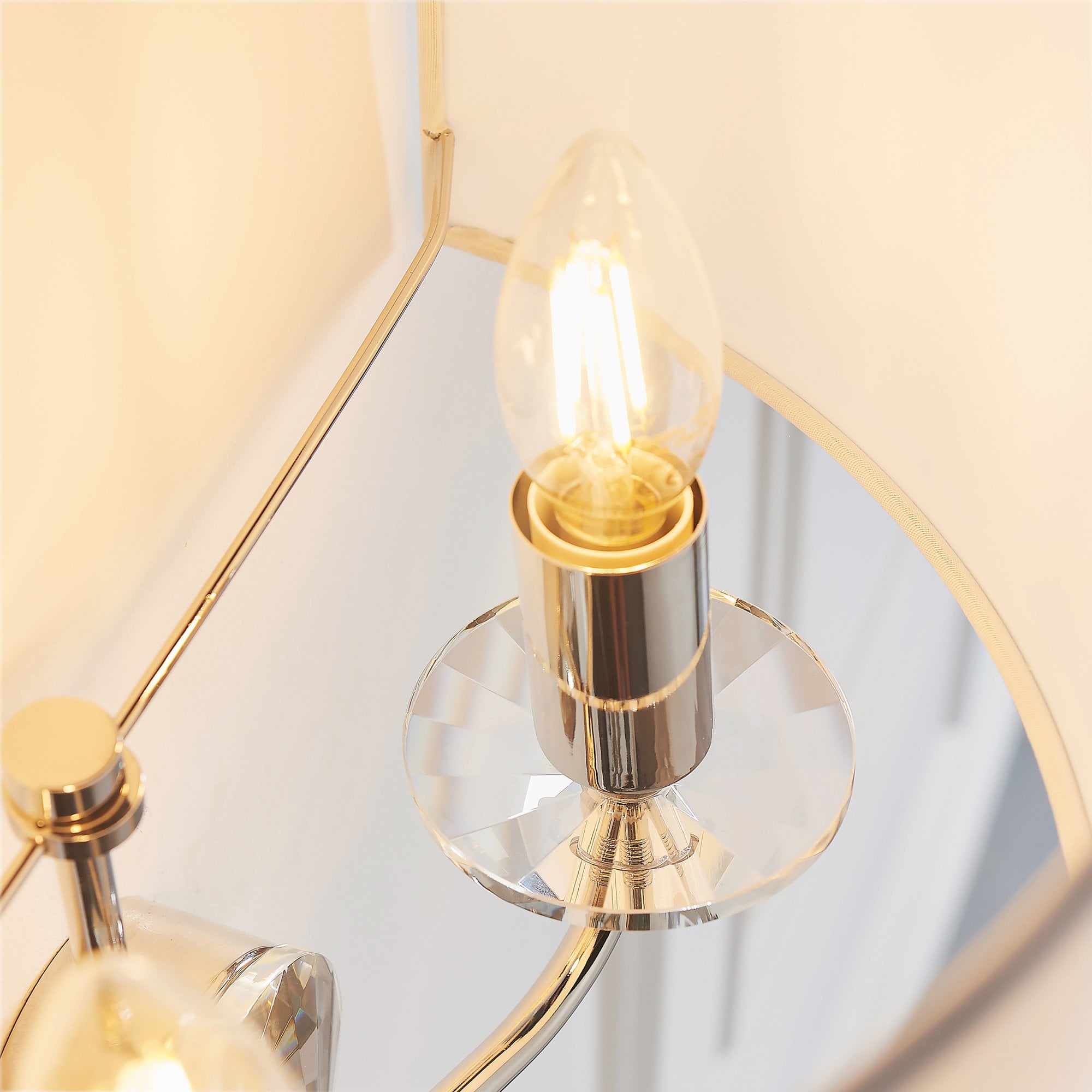 60180 Nixon Indoor Wall Shade