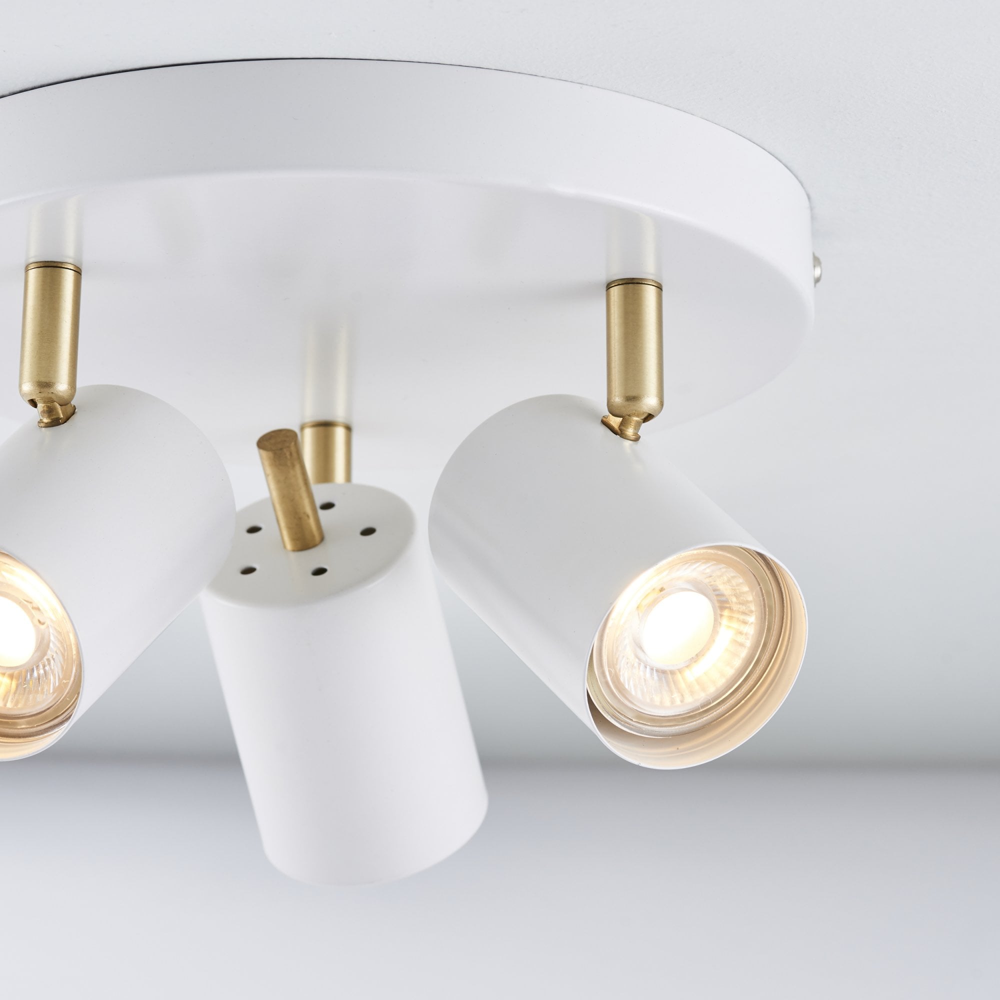 59932 Gull Indoor LED Spot Light Round
