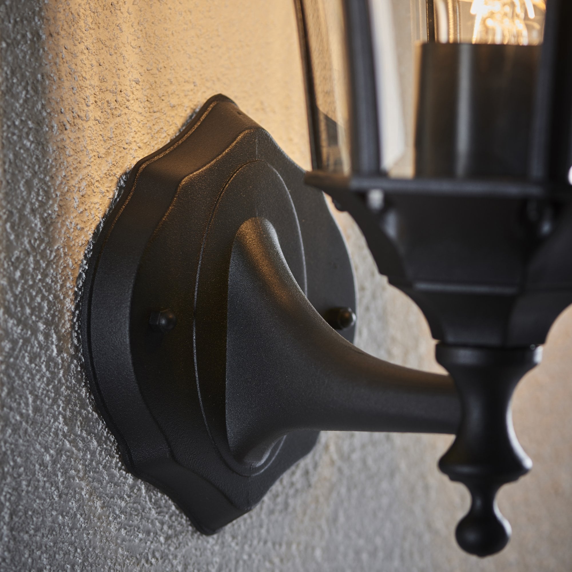 YG-3500 Drayton Outdoor Wall Light Non Automatic