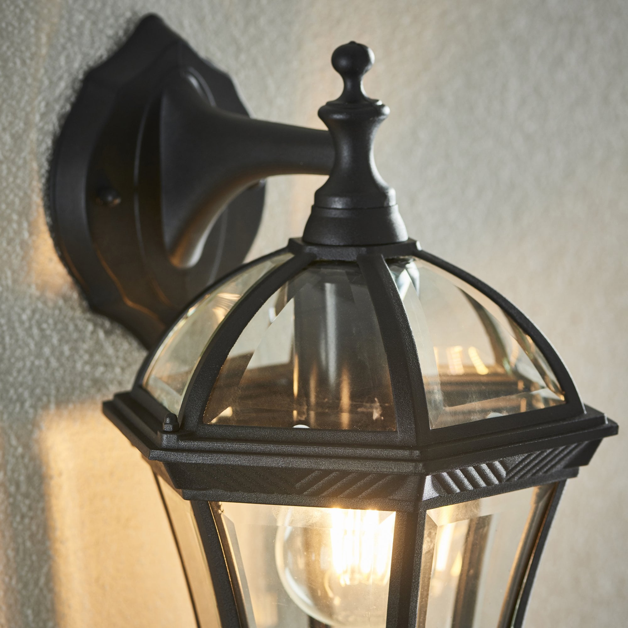 YG-3501 Drayton Outdoor Wall Light Non Automatic