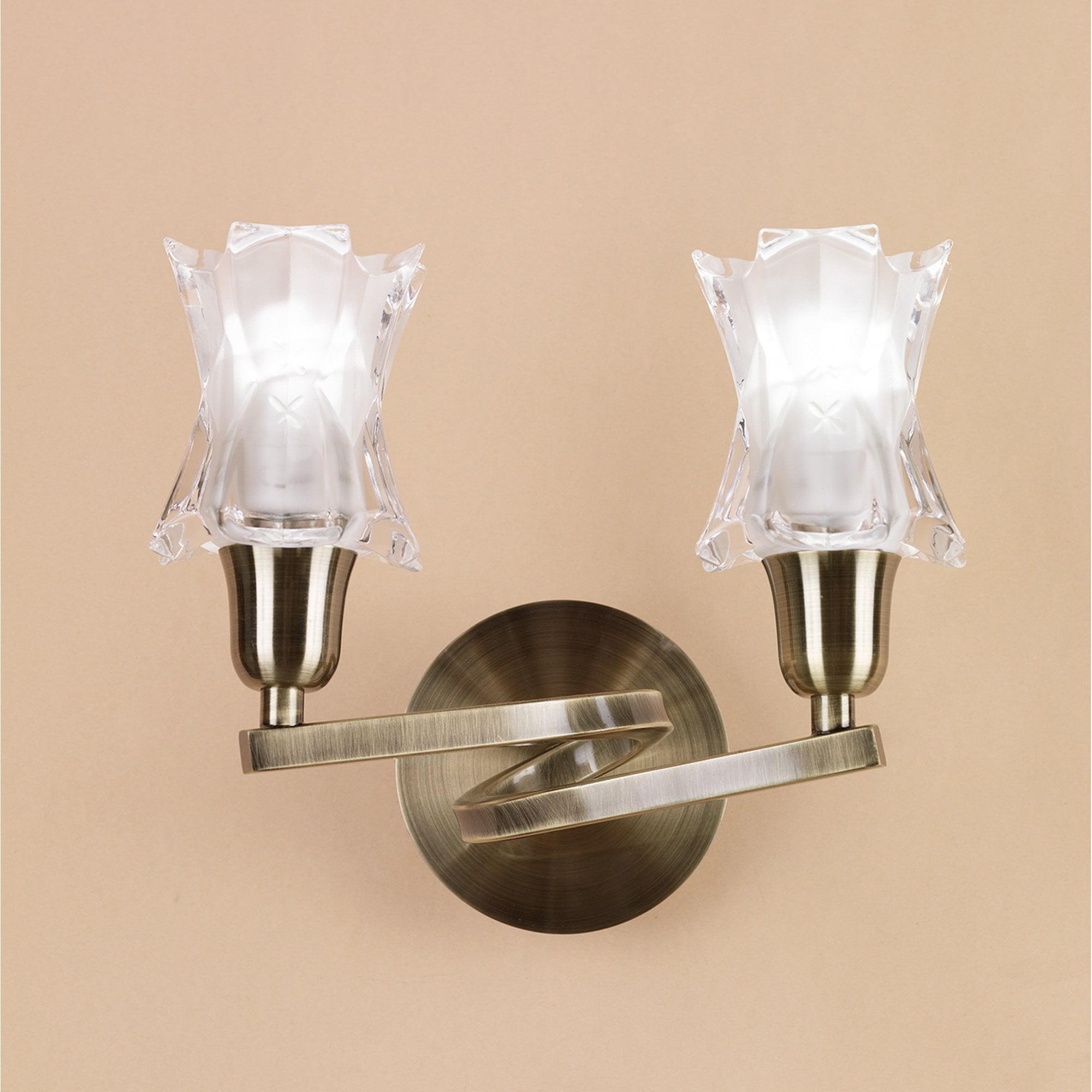 M8614AB/S/1 Alaska Wall Lamp Switched 2 Light Antique Brass