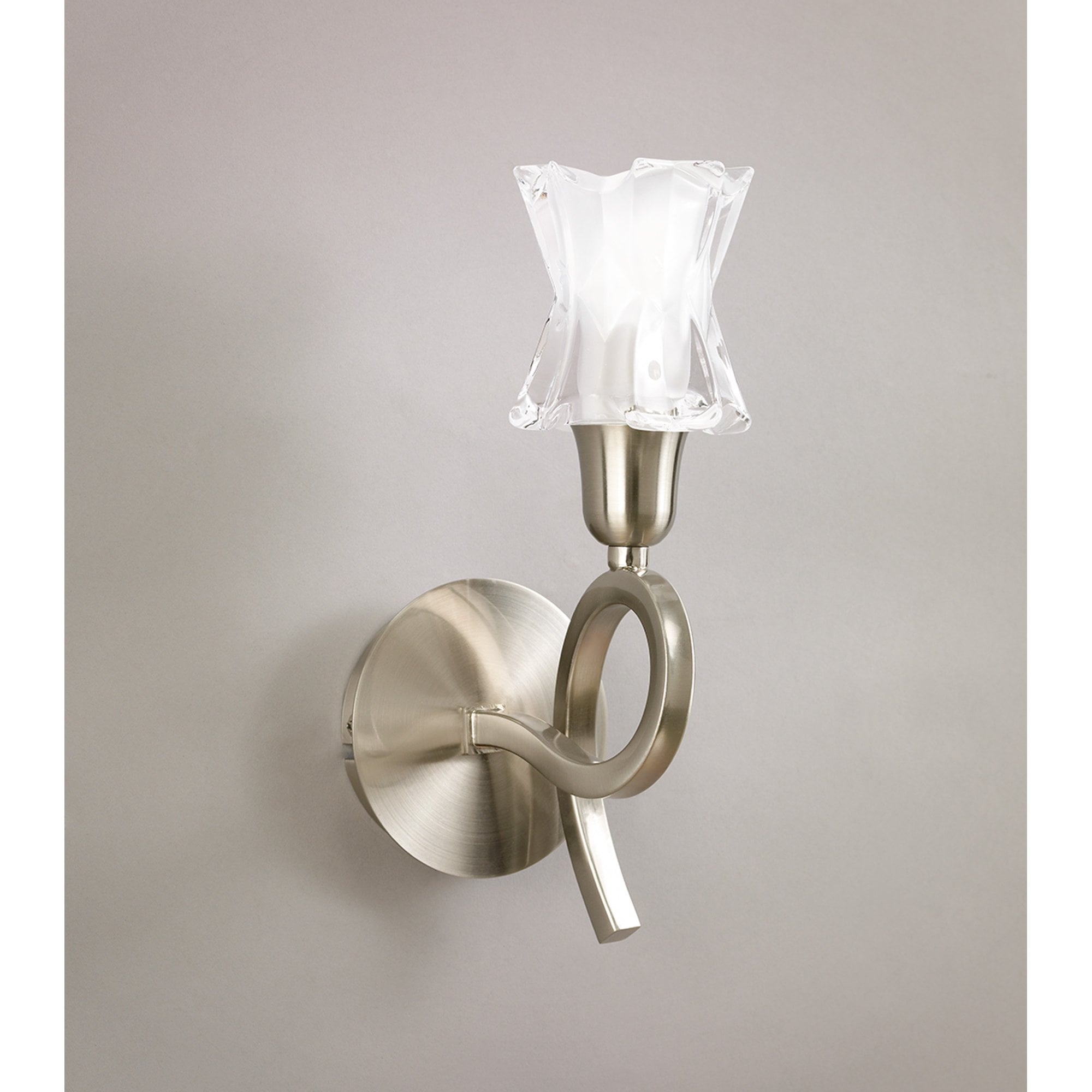 M8613/S/1 Alaska Wall Lamp Switched 1 Light Satin Nickel