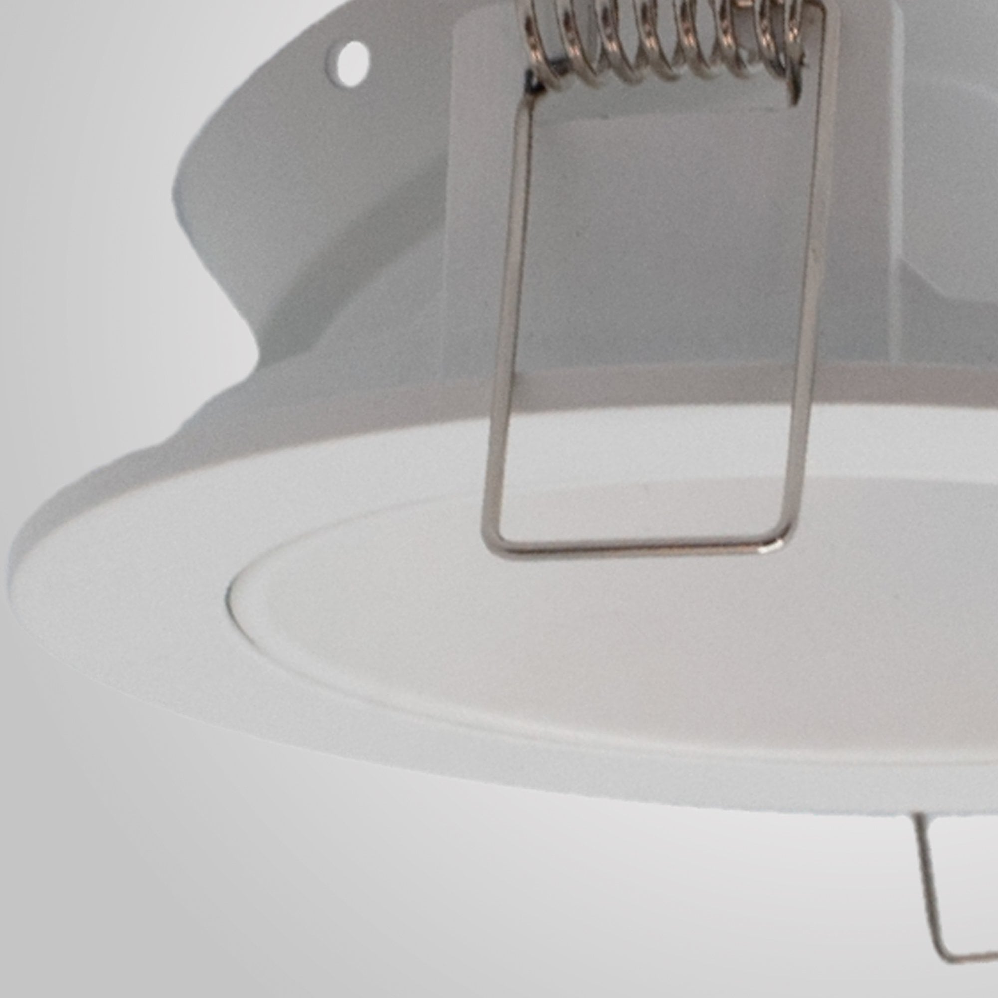 M6900 Brandon Recessed Downlight Round 1 Light Matt White