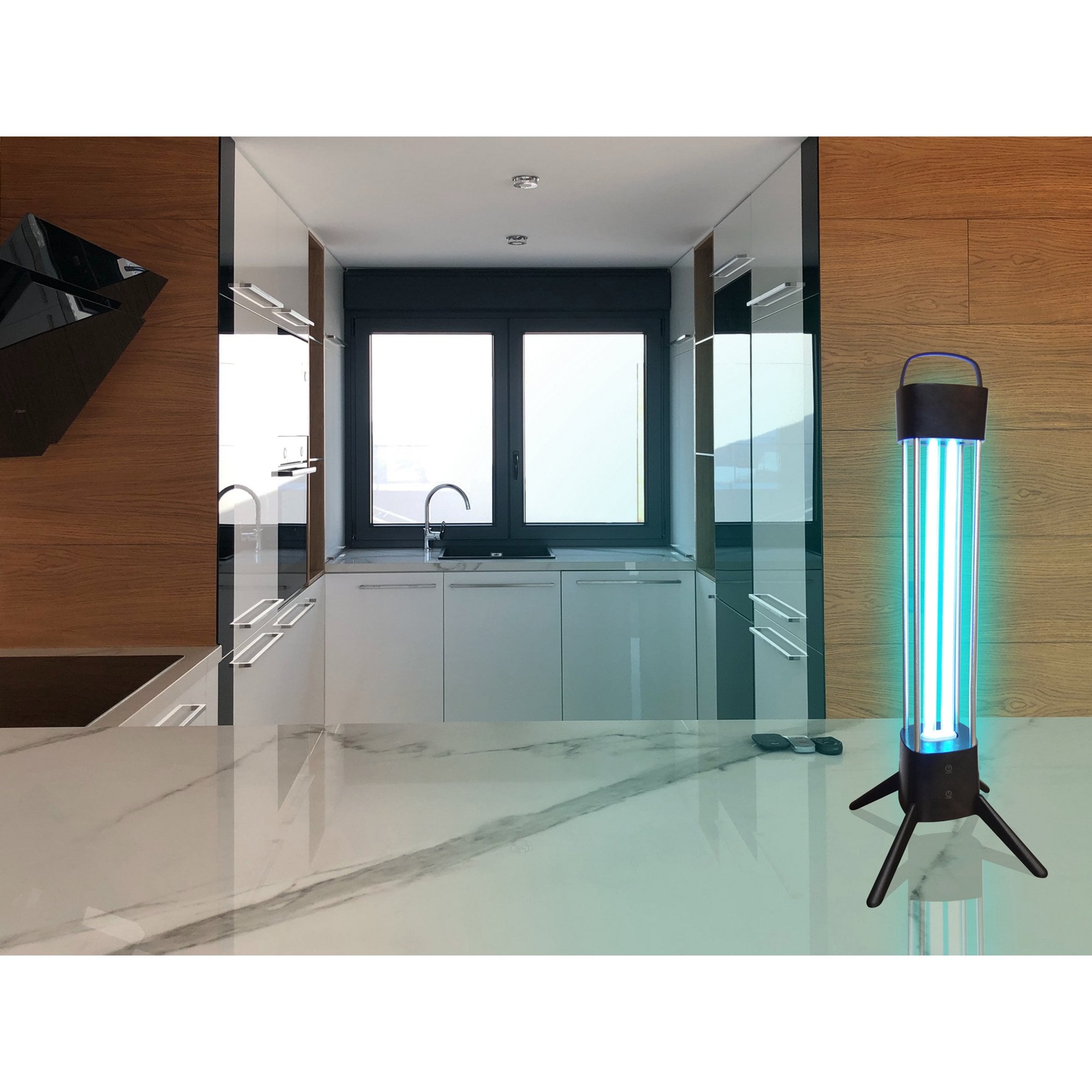 M7340 Cidal 36W UV-C Germicidal Table Lamp c / w Philips Lamp TO BE USED IN VACATED ROOMS ONLY
