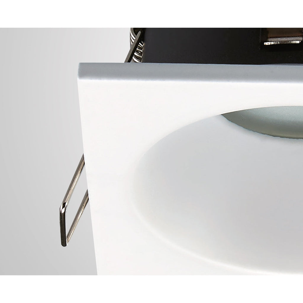 M6812 Comfort Bathroom GU10 Downlight Square 1 Light Matt White