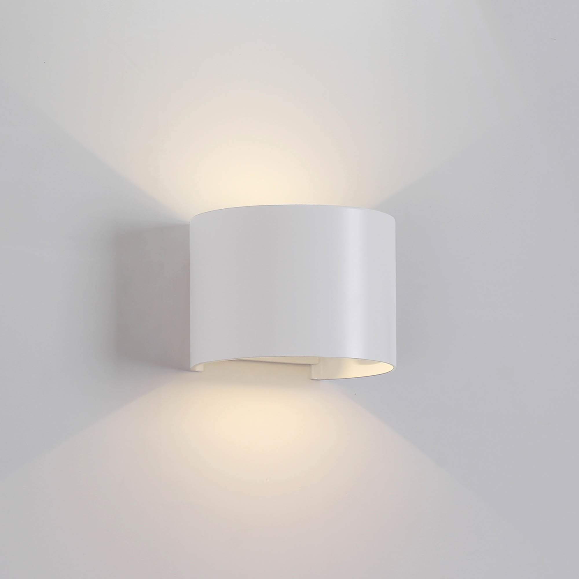 M7646 Davos Outdoor Round Wall Lamp 2 x 6W LED Sand White