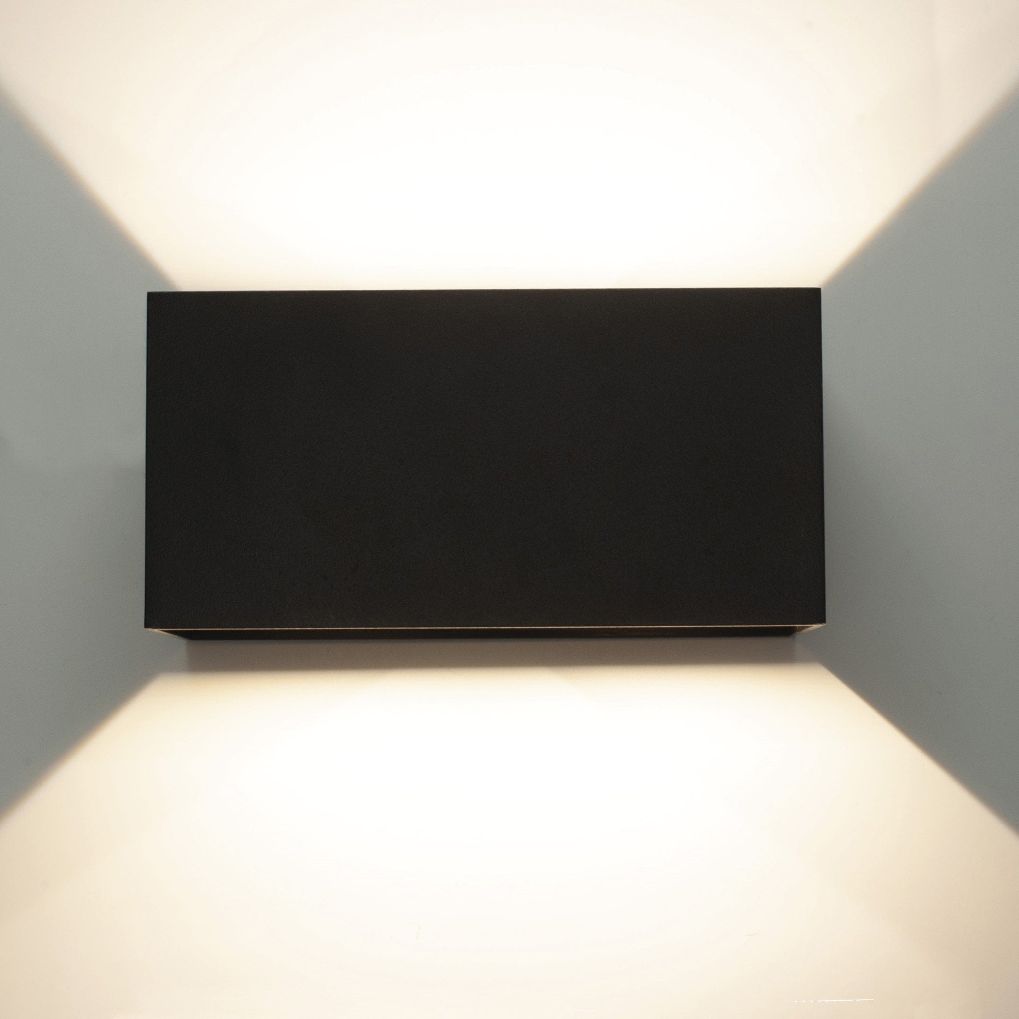 M7815 Davos Outdoor Rectangle Wall Lamp 4 x 6W LED Anthracite (S)