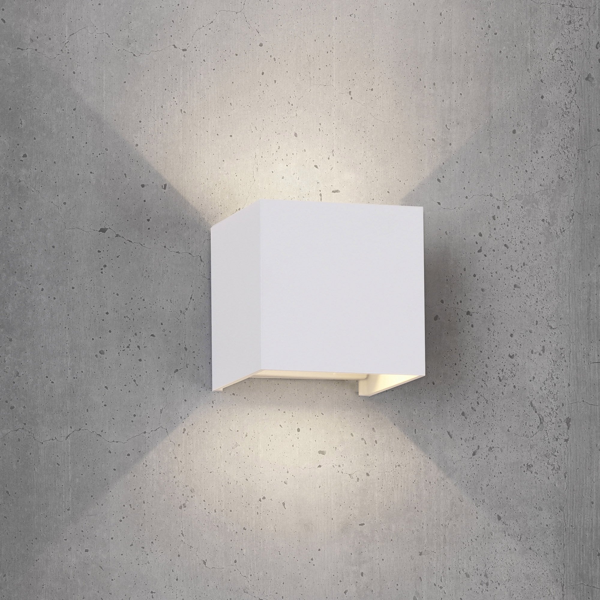M7816 Davos Outdoor Rectangle Wall Lamp 4 x 6W LED White