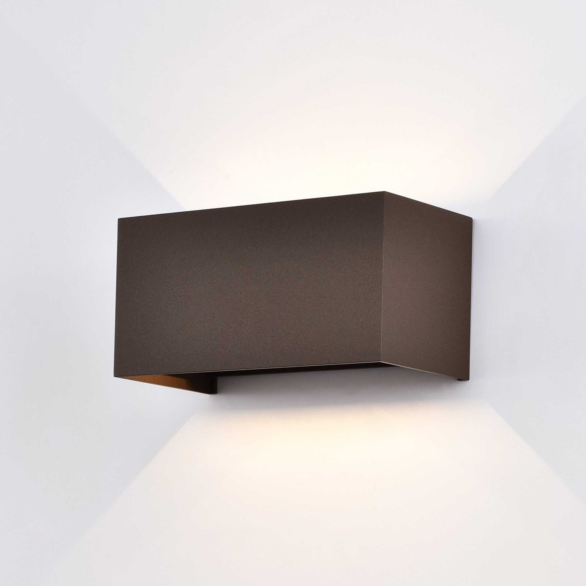 M7818 Davos Outdoor Rectangle Wall Lamp 4 x 6W LED Rust Brown