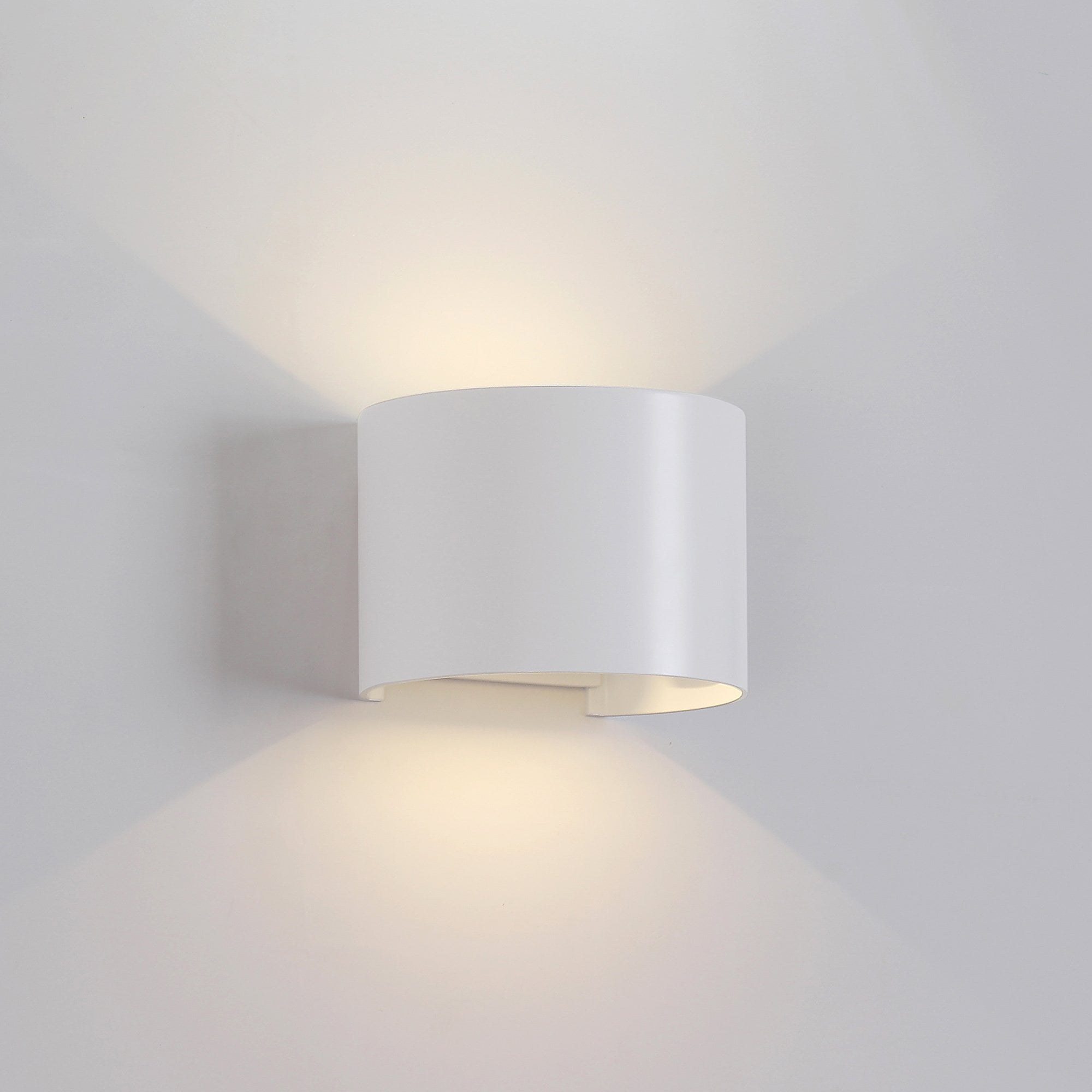 M6523 Davos Outdoor Round Wall Lamp 2 x 6W LED Sand White