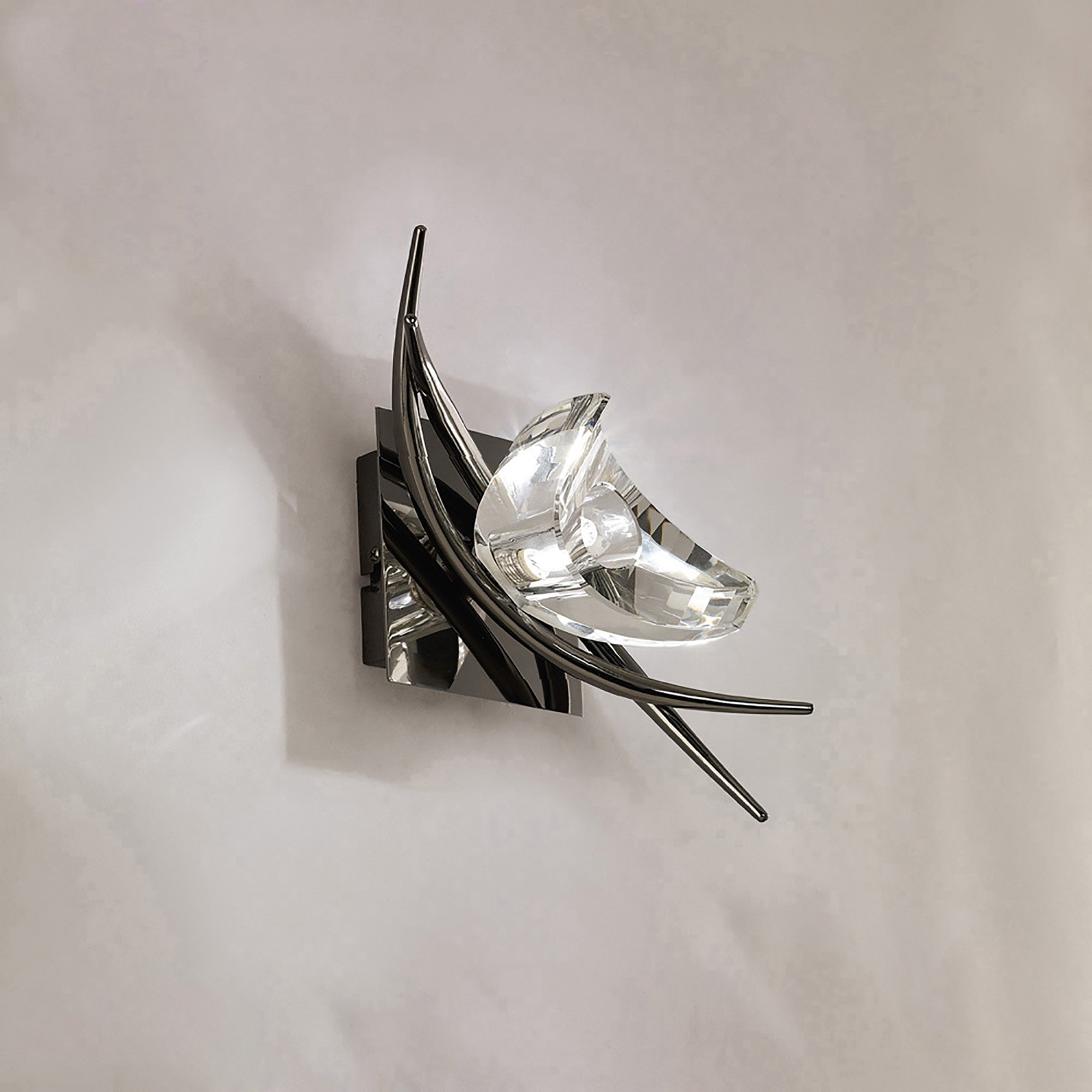 M1461BC/S Eclipse Wall Lamp Switched 1 Light G9 Black Chrome