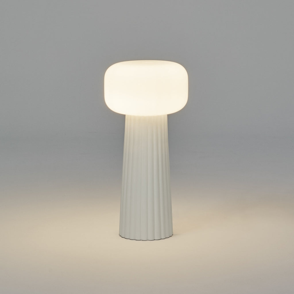 M7248 Faro Table Lamp 1 Light E27 White