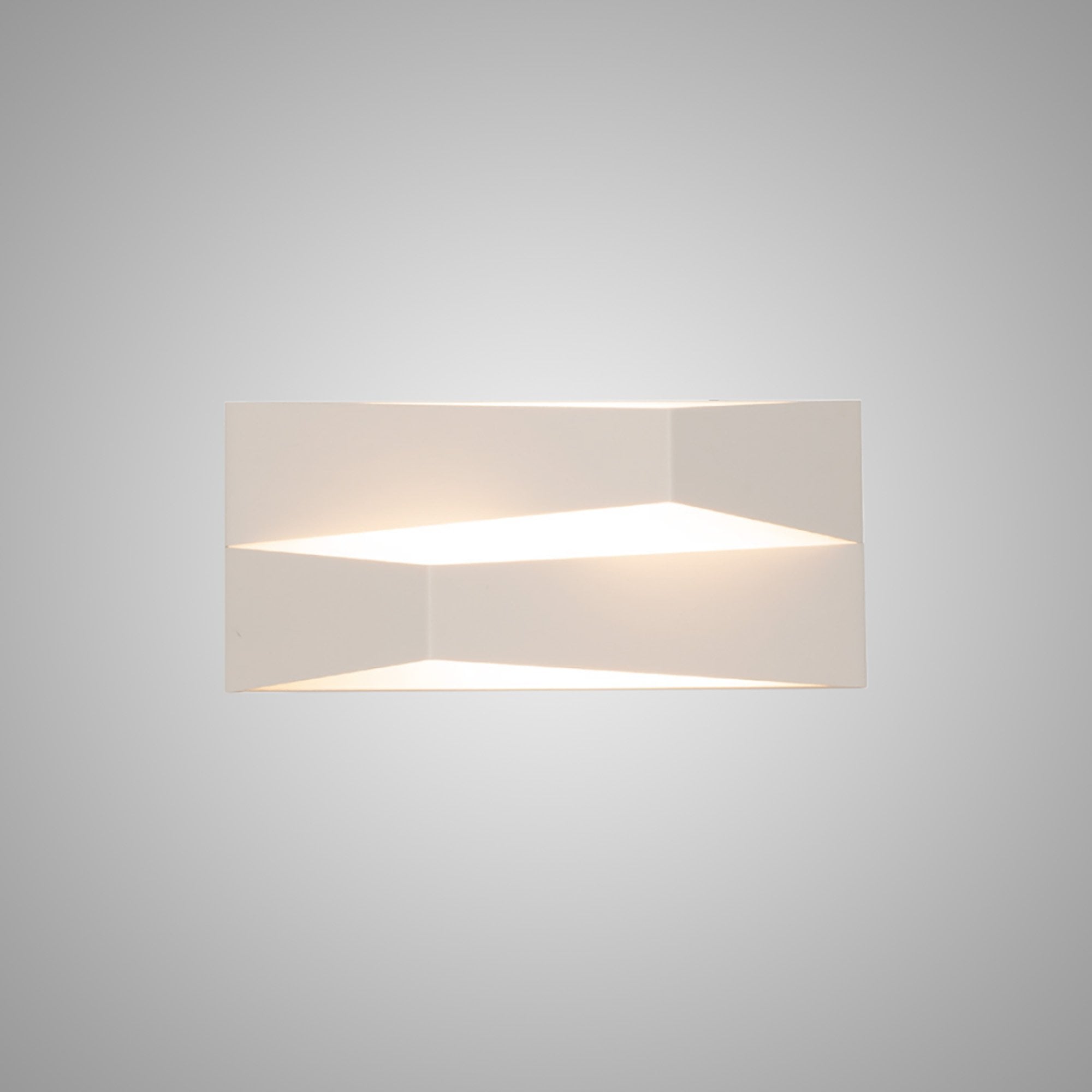 M8156 Fuji Wall Light 10W LED White