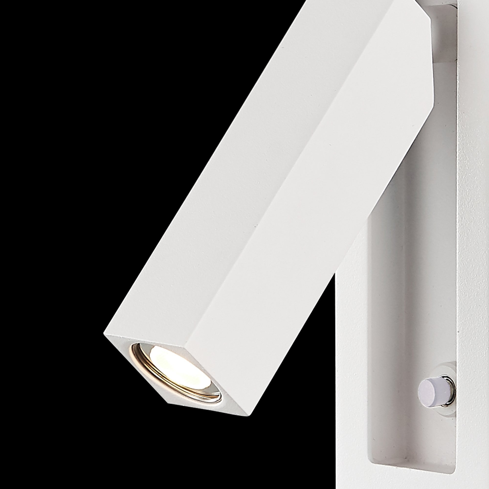 M6820 Gokova Wall Lamp 3W LED Sand White