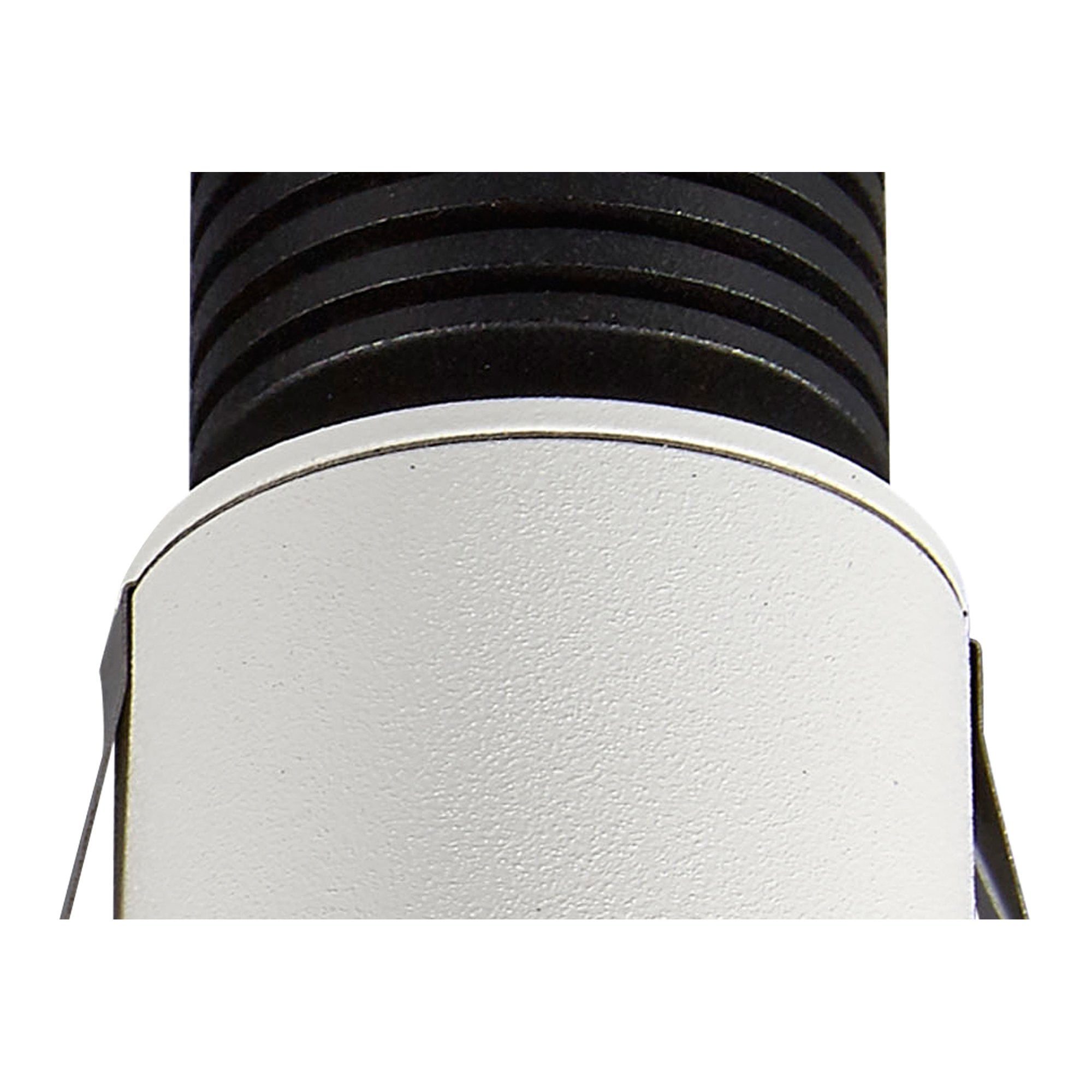 M7082 Guincho Outdoor Spotlight 5W LED Sand White