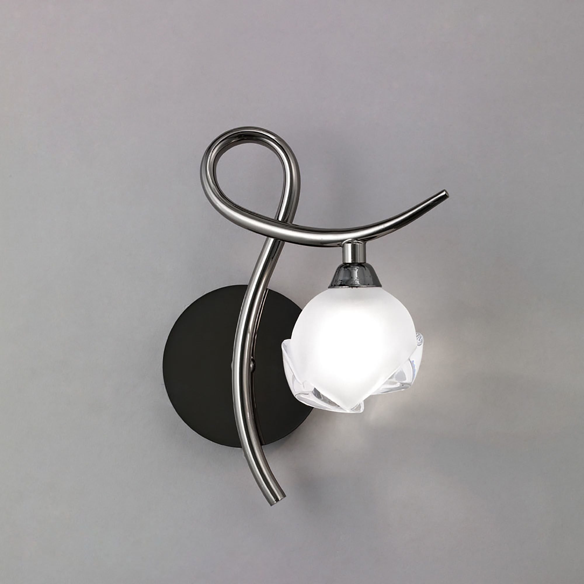 M0818BC/R/S Fragma Wall Lamp Right Switched 1 Light G9 Black Chrome