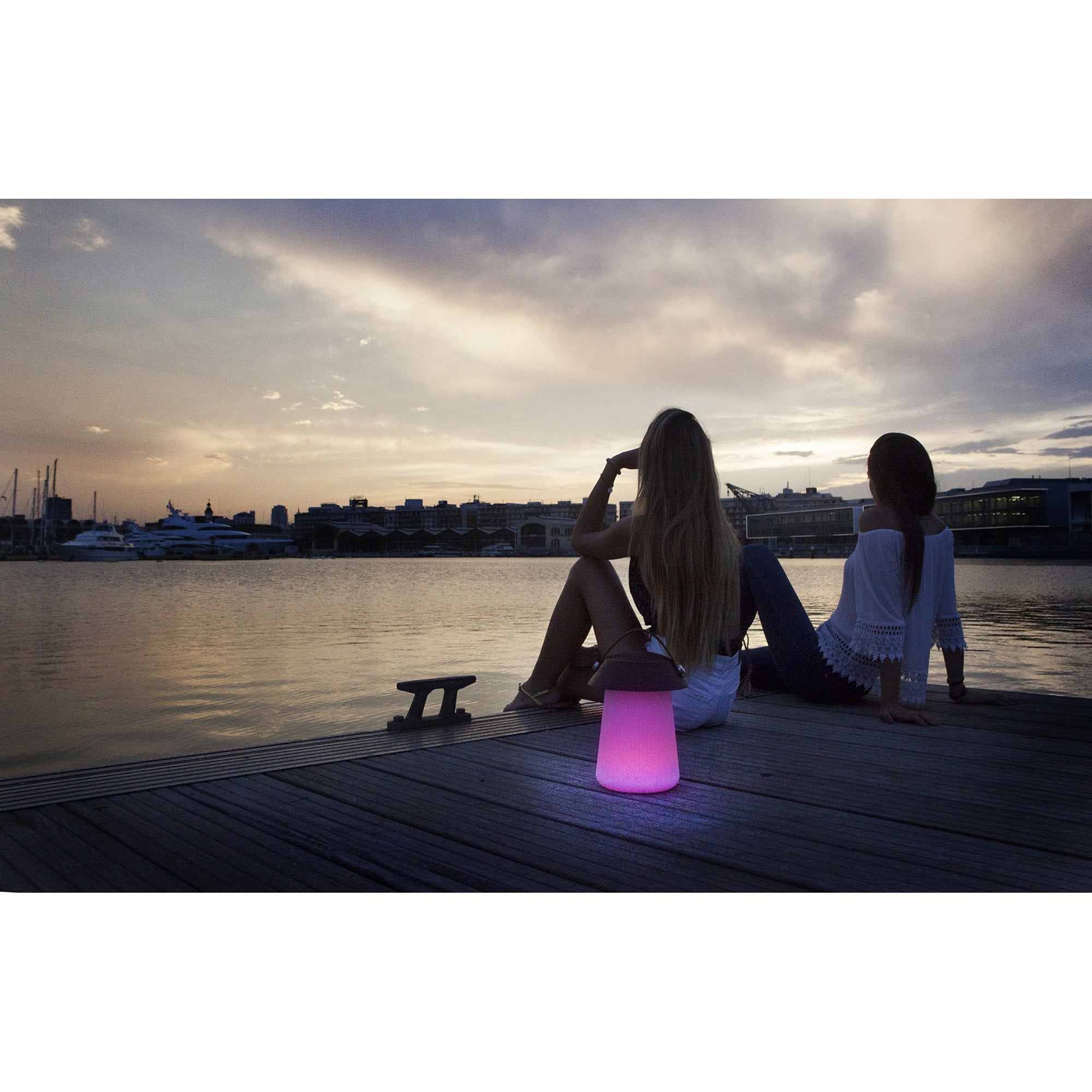 M3697 Funghi Outdoor Portable 3W Speaker 3W LED RGBW Lamp Bluetooth Connection / Remote Control